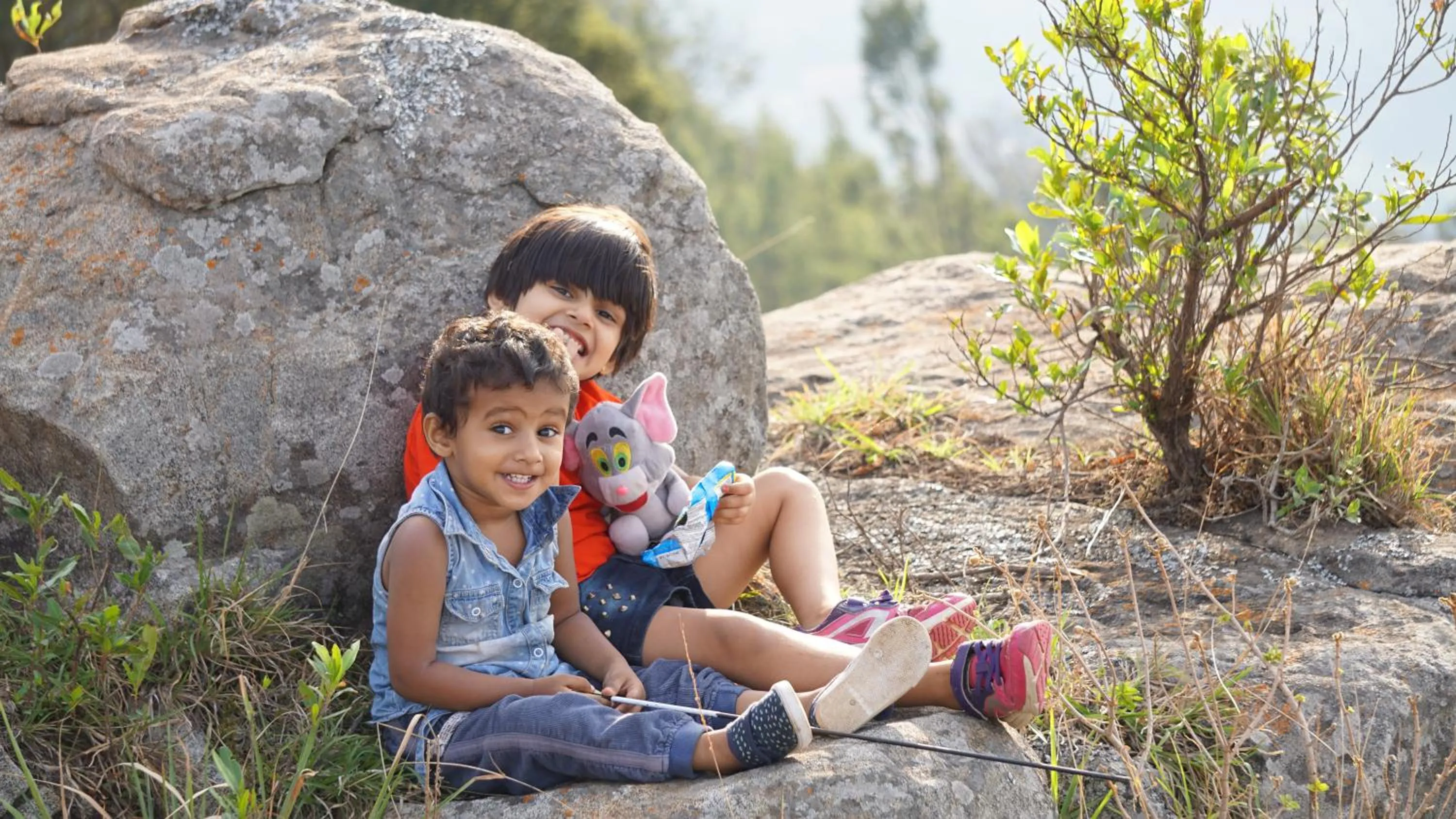 Hiking in La Niebla Farm Resort
