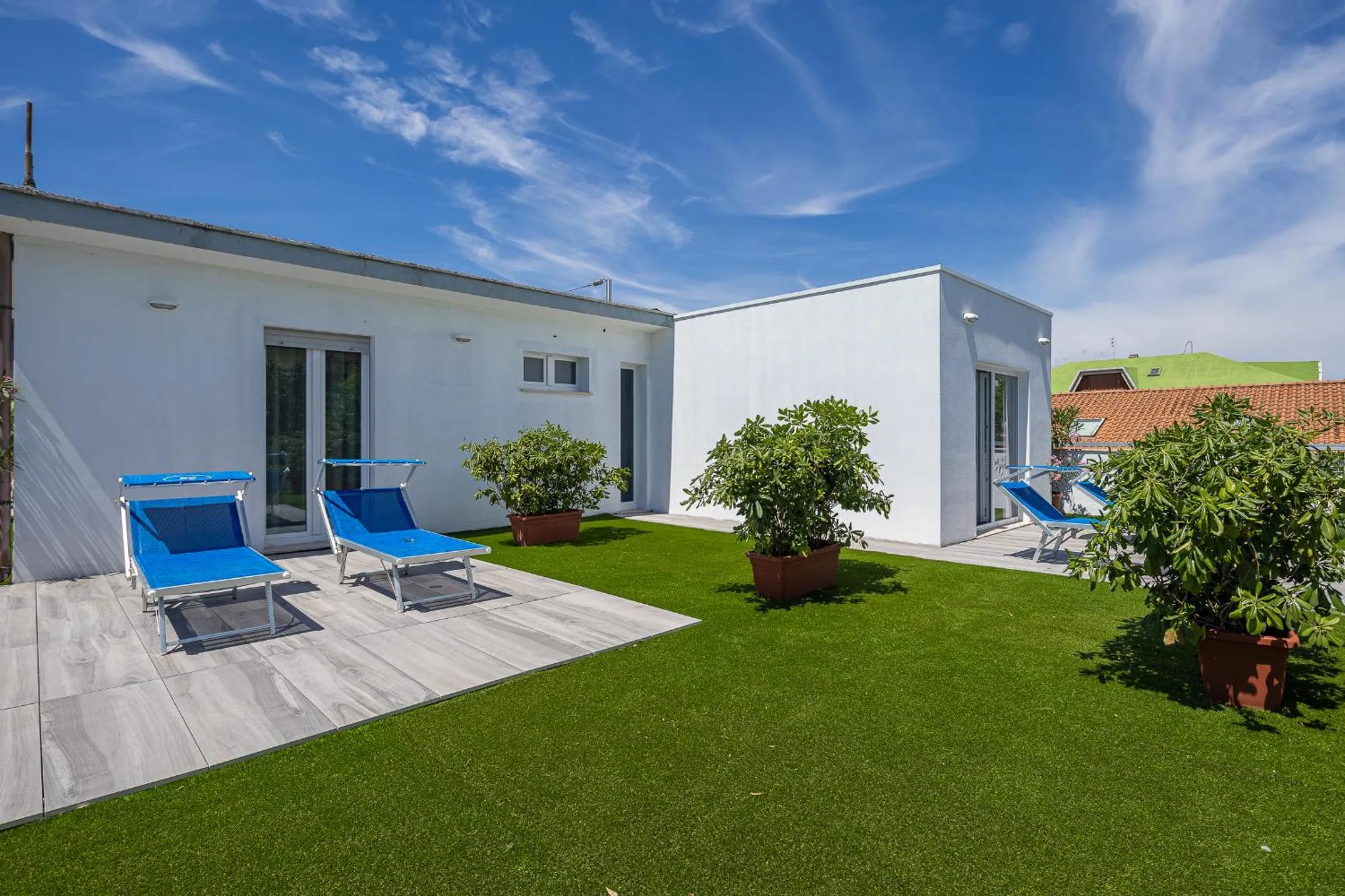 sunbed in Hotel Niagara