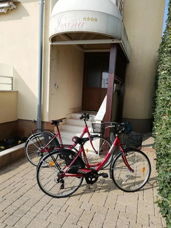 Cycling in Villa Ivana