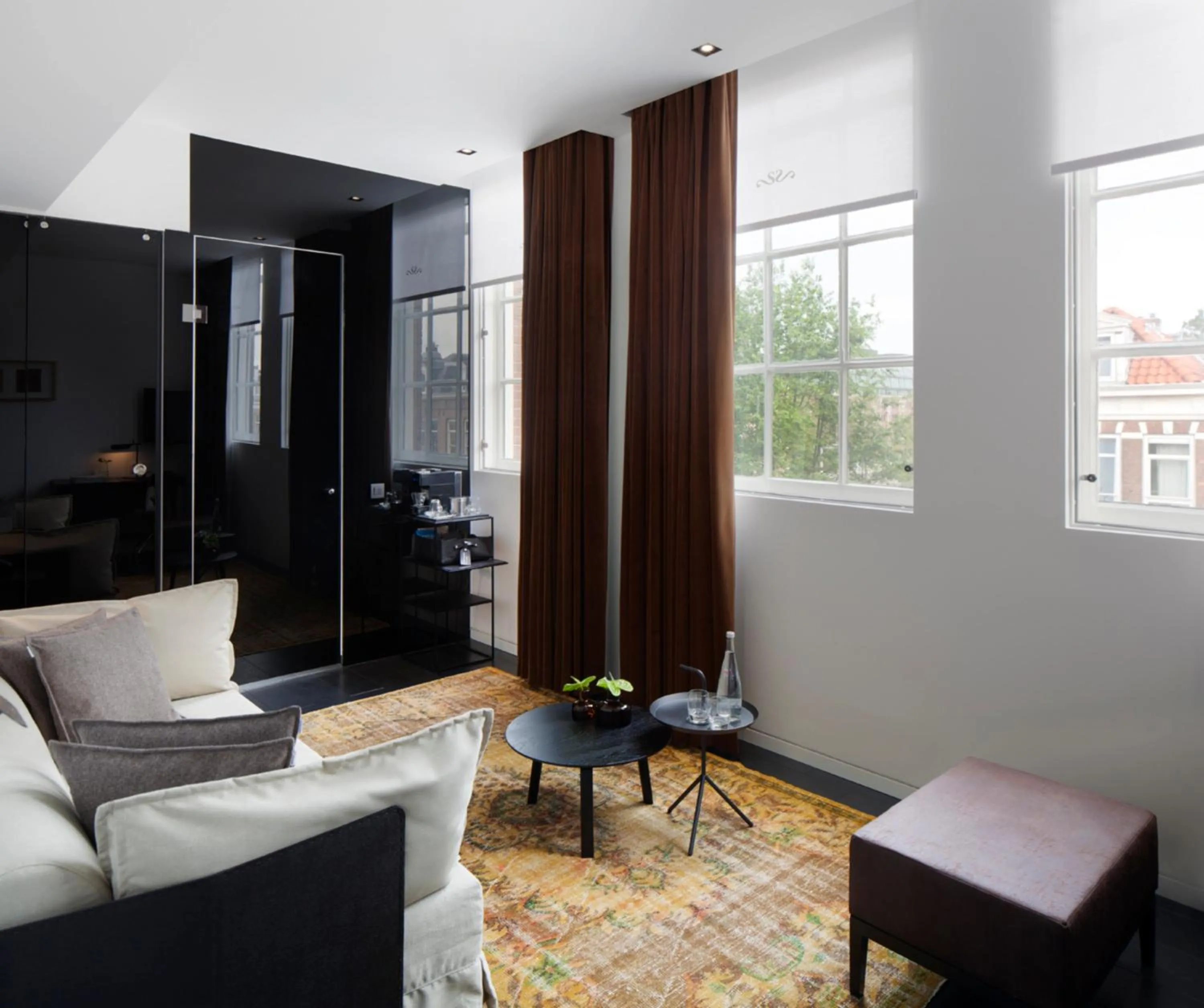 Living room in Sir Albert Hotel, part of Sircle Collection