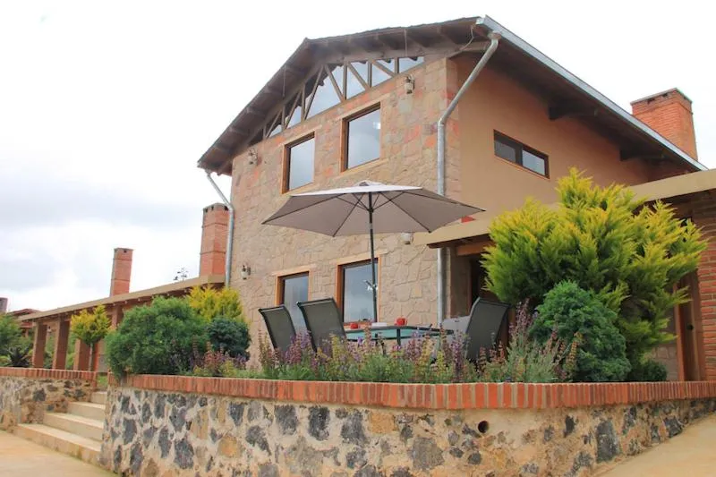 Restaurant/places to eat in HOTEL Y CABAÑAS MOUNTAIN LODGE