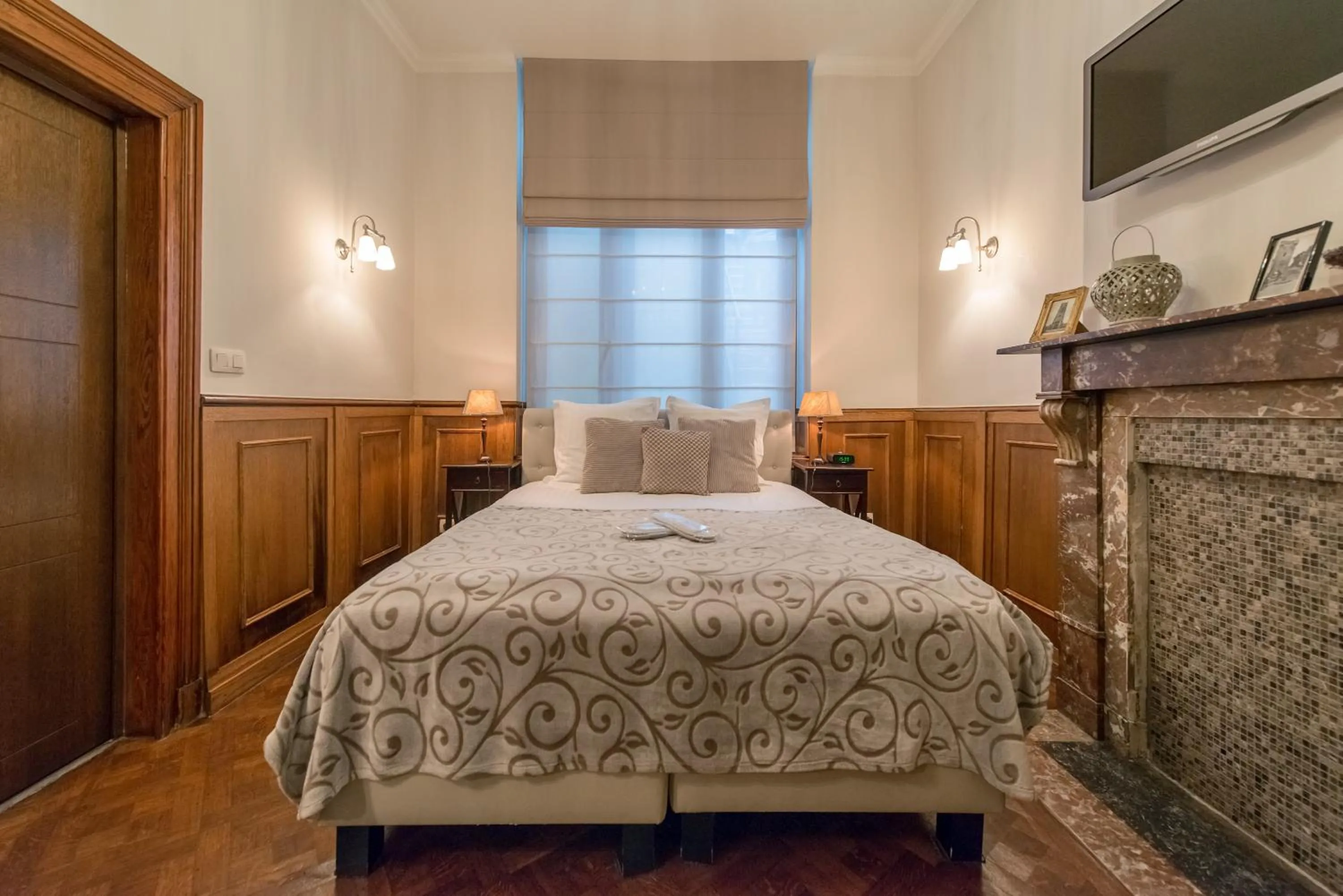Photo of the whole room, Bed in Boutique Hotel Caelus VII