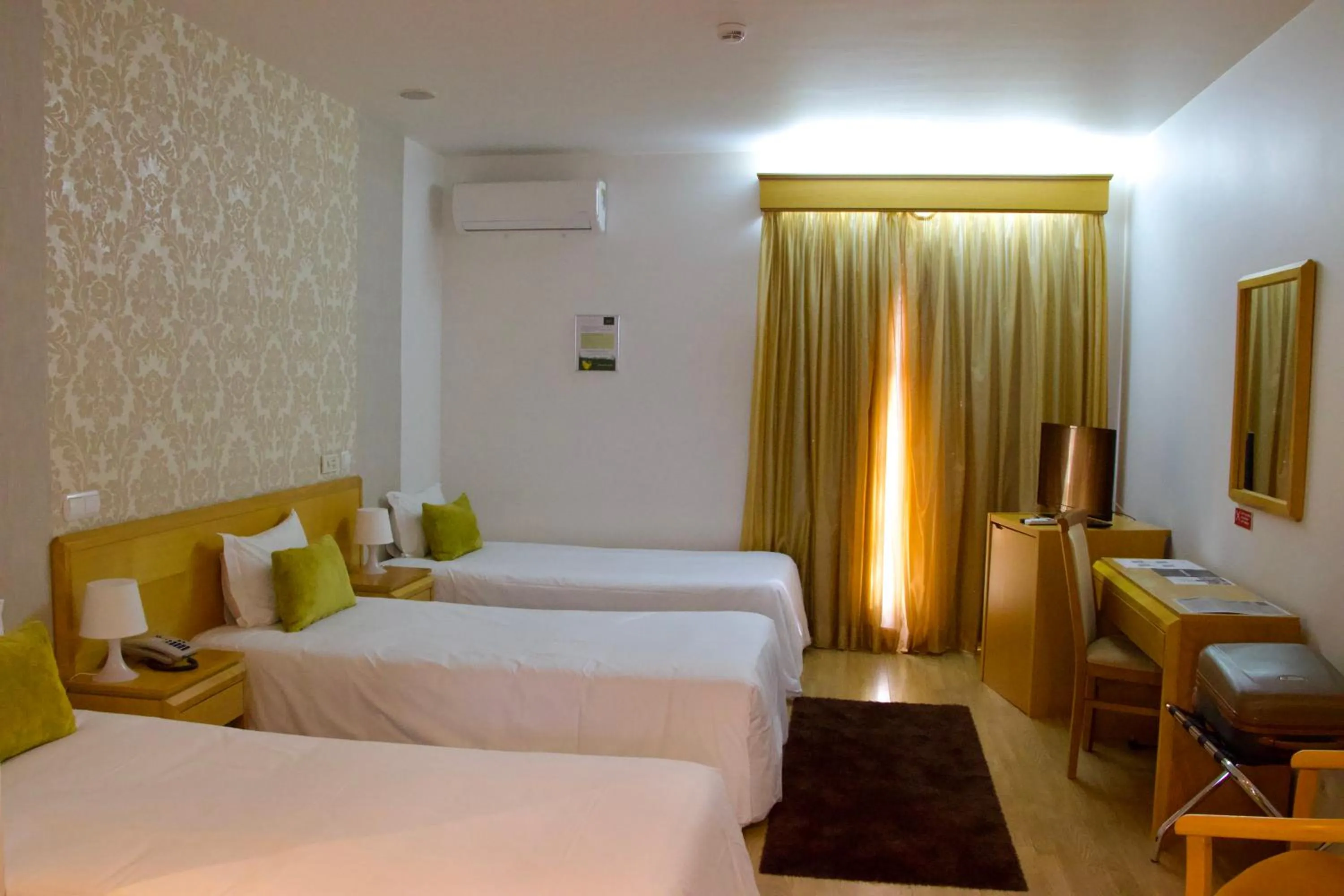 Bed in Hotel Eurosol Alcanena