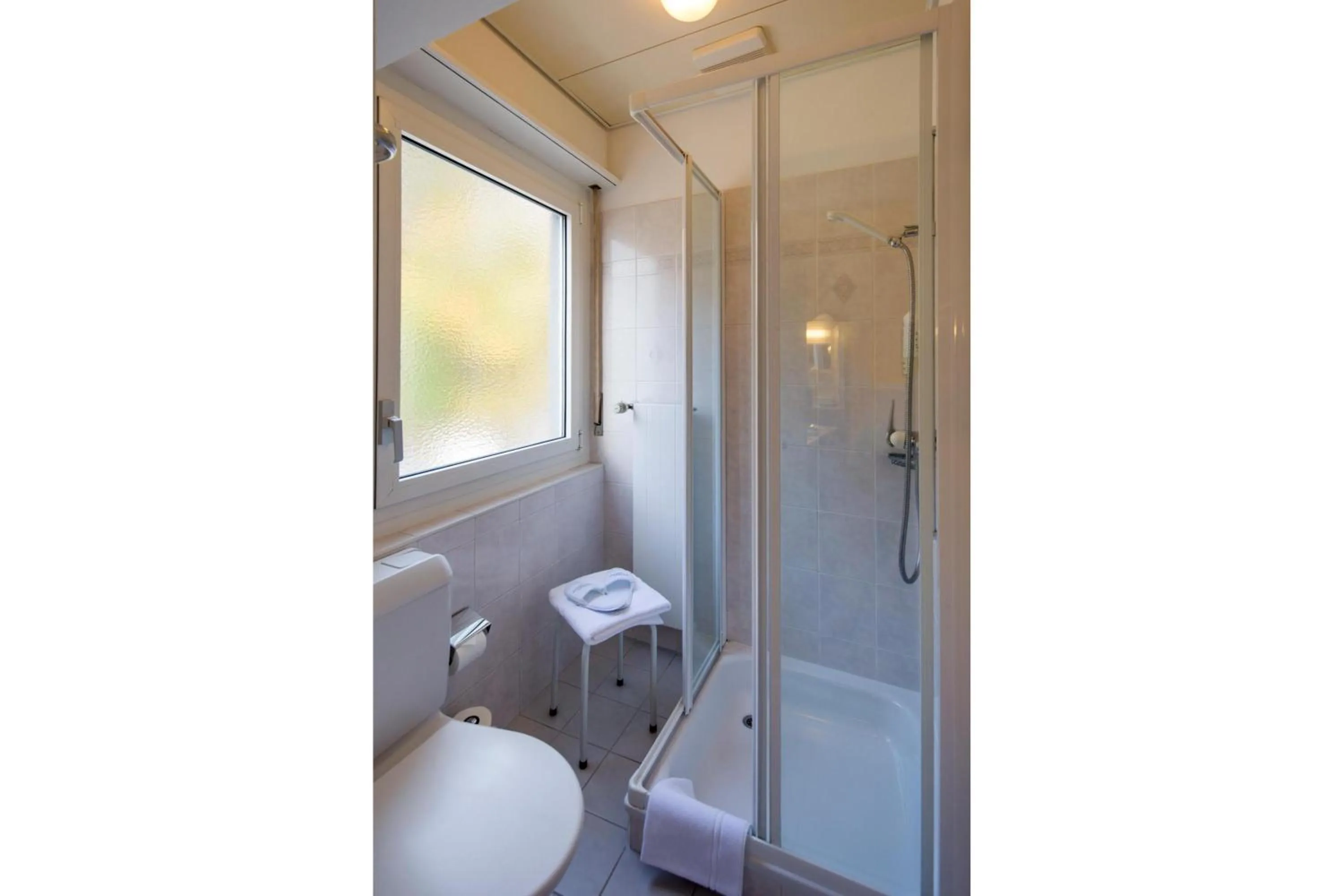 Bathroom in Hotel Stella SA