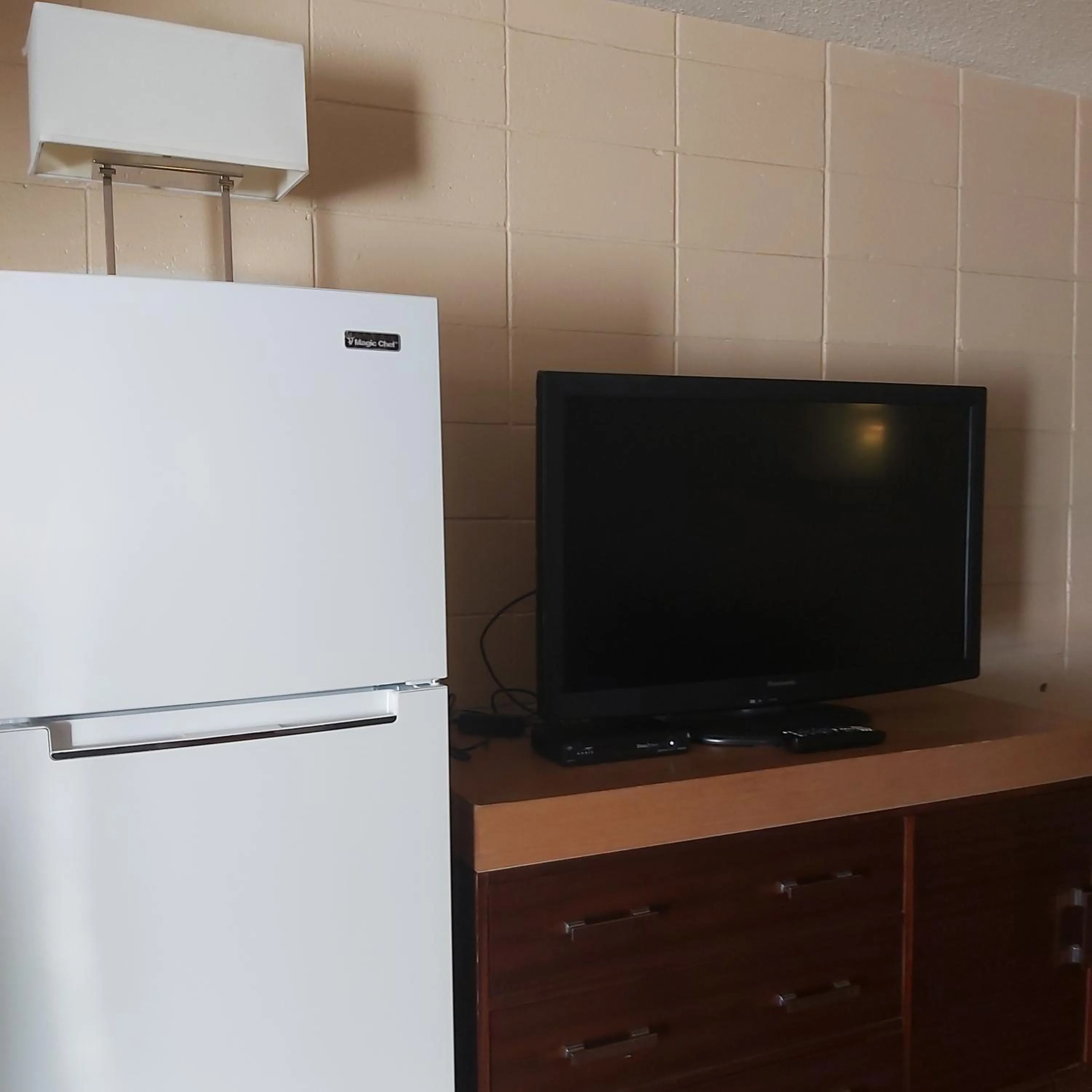 Alpine Lodge Motel & Restaurant