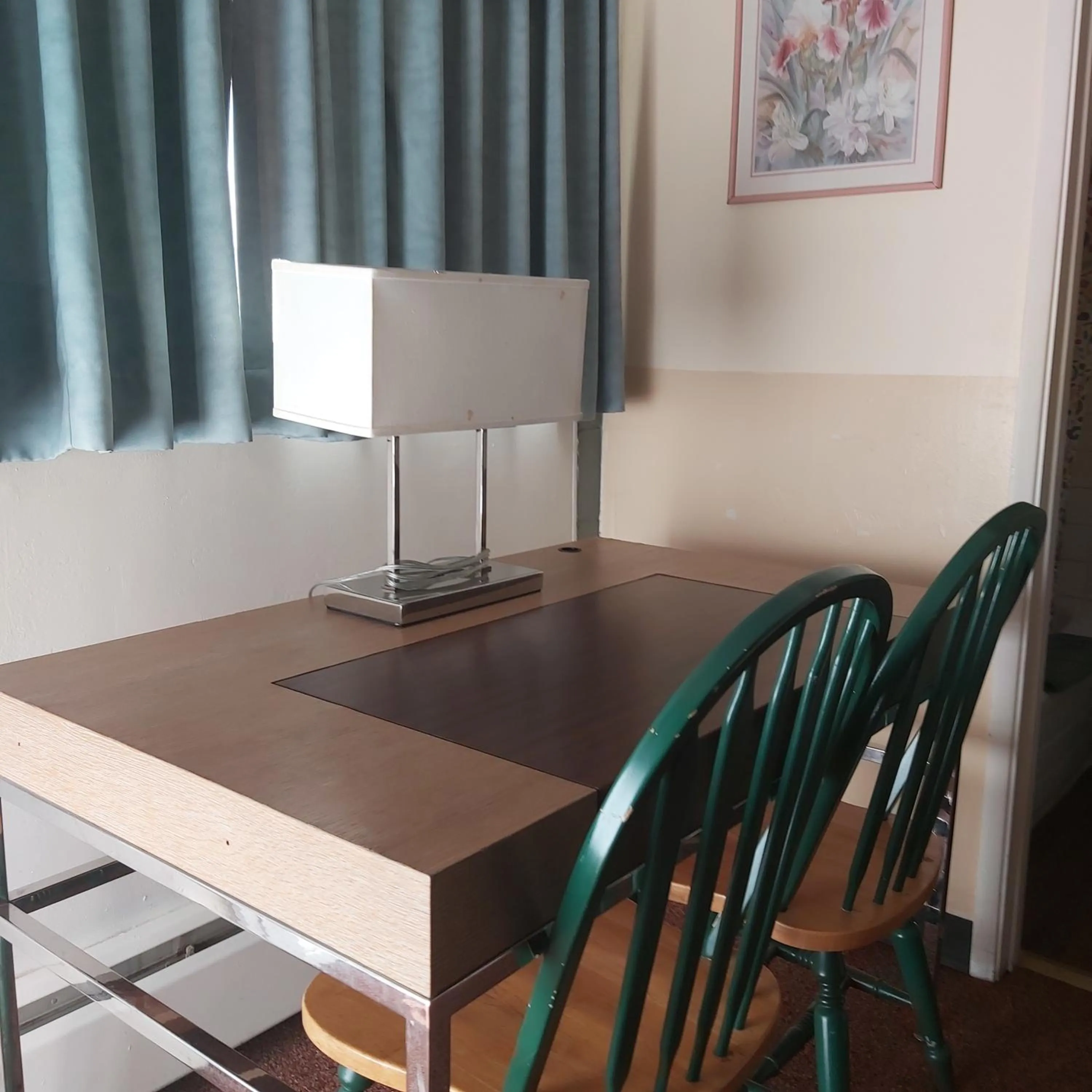 Alpine Lodge Motel & Restaurant