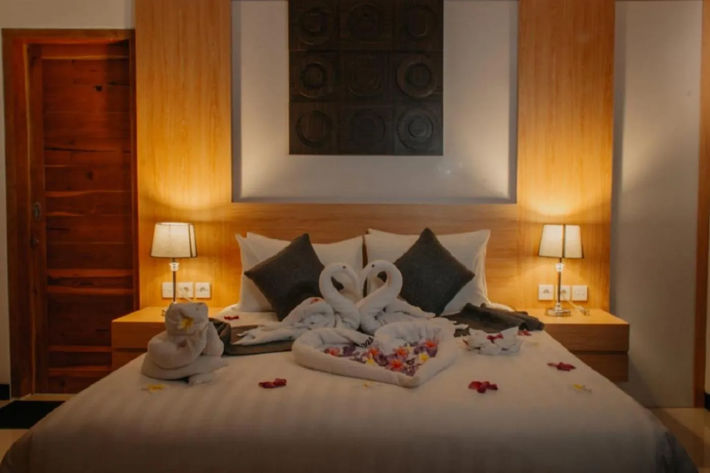 Bed in Sea Terras Suite and Luxury