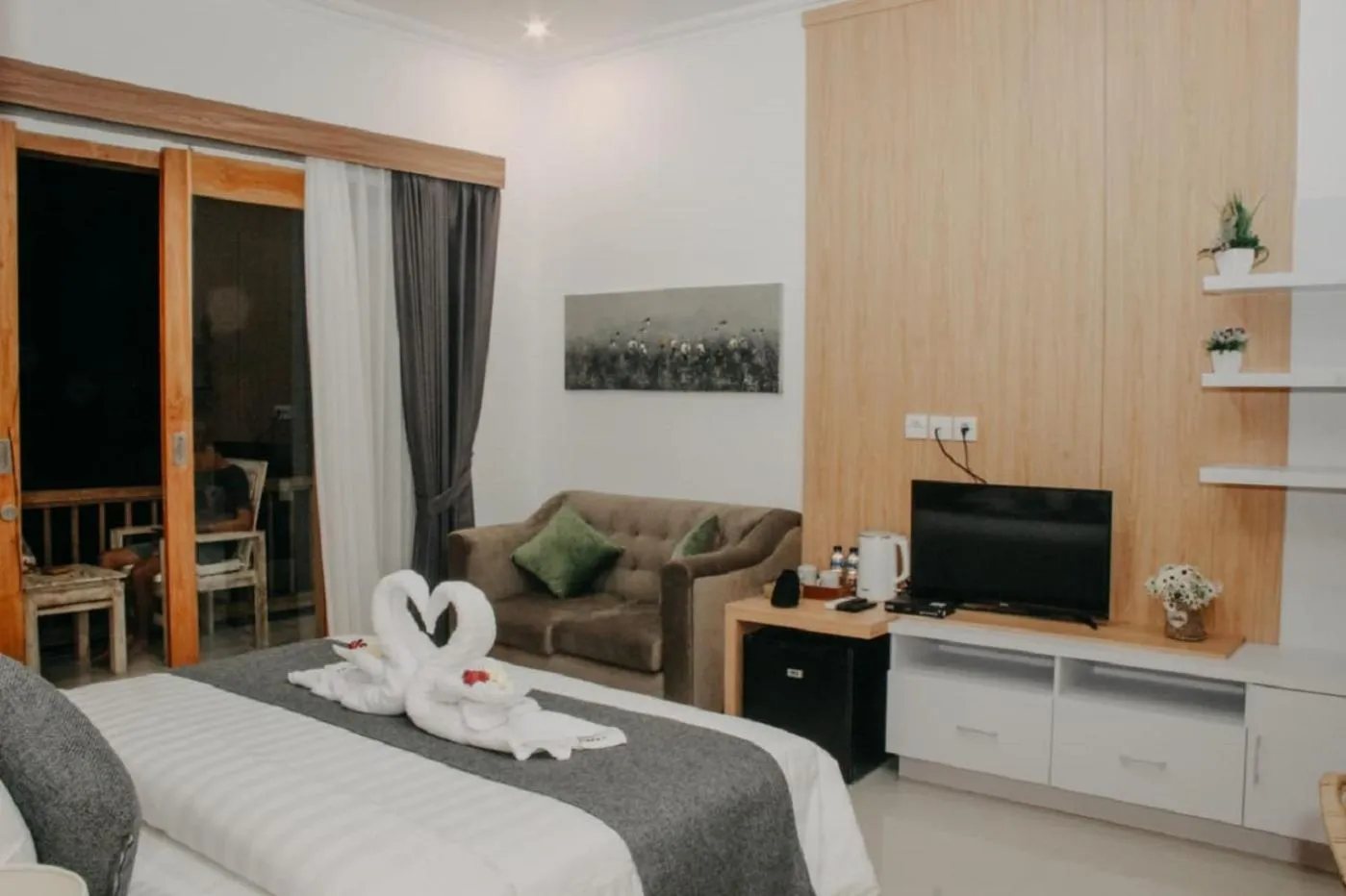 Bed in Sea Terras Suite and Luxury