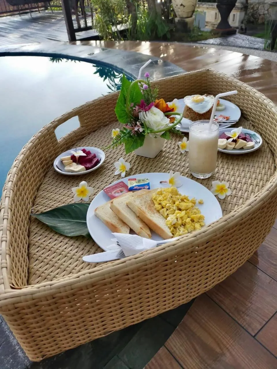 Food and drinks in Sea Terras Suite and Luxury