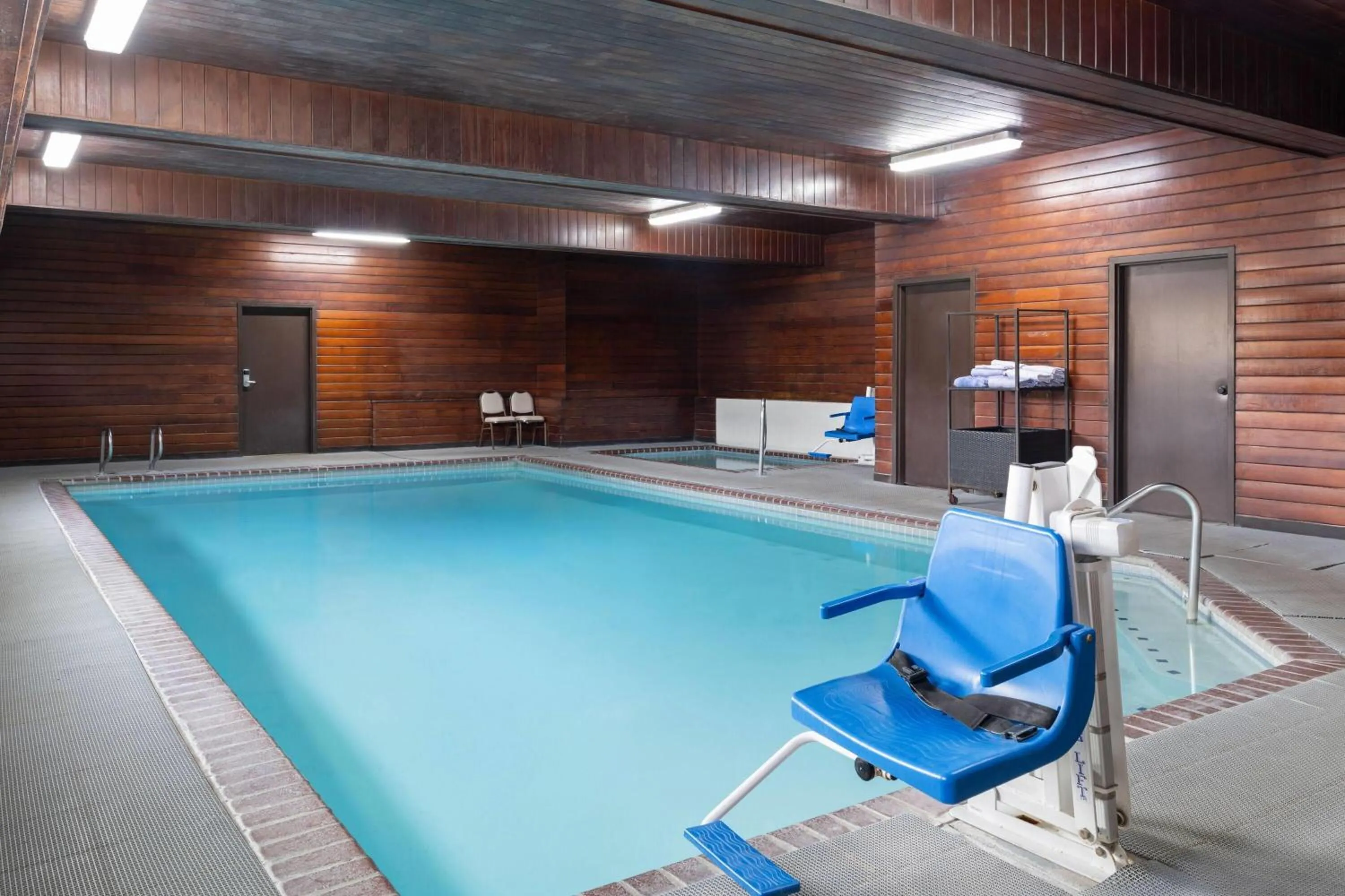 Swimming pool in Super 8 by Wyndham Baker City