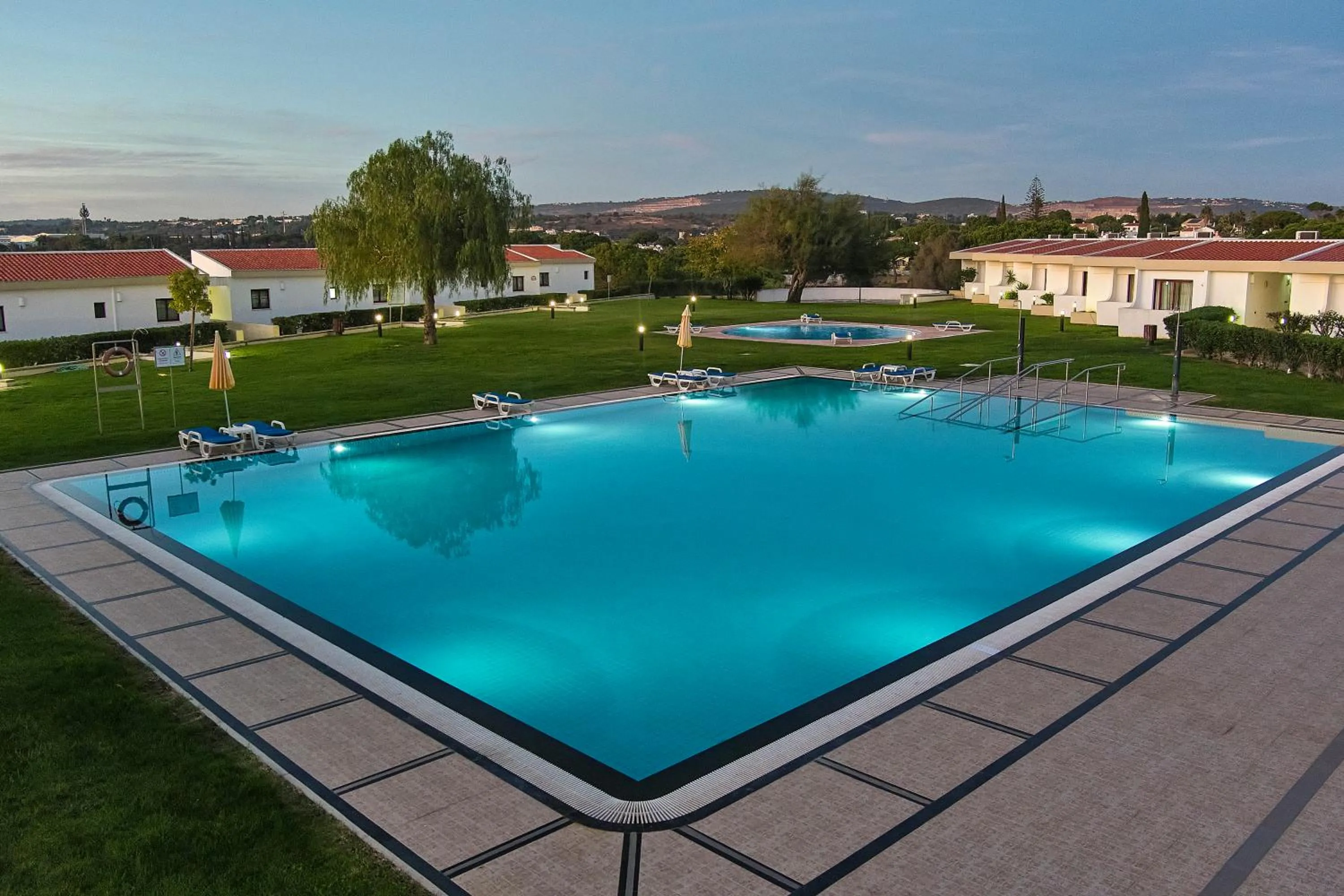 Swimming pool in Hotel Apartamento Do Golfe