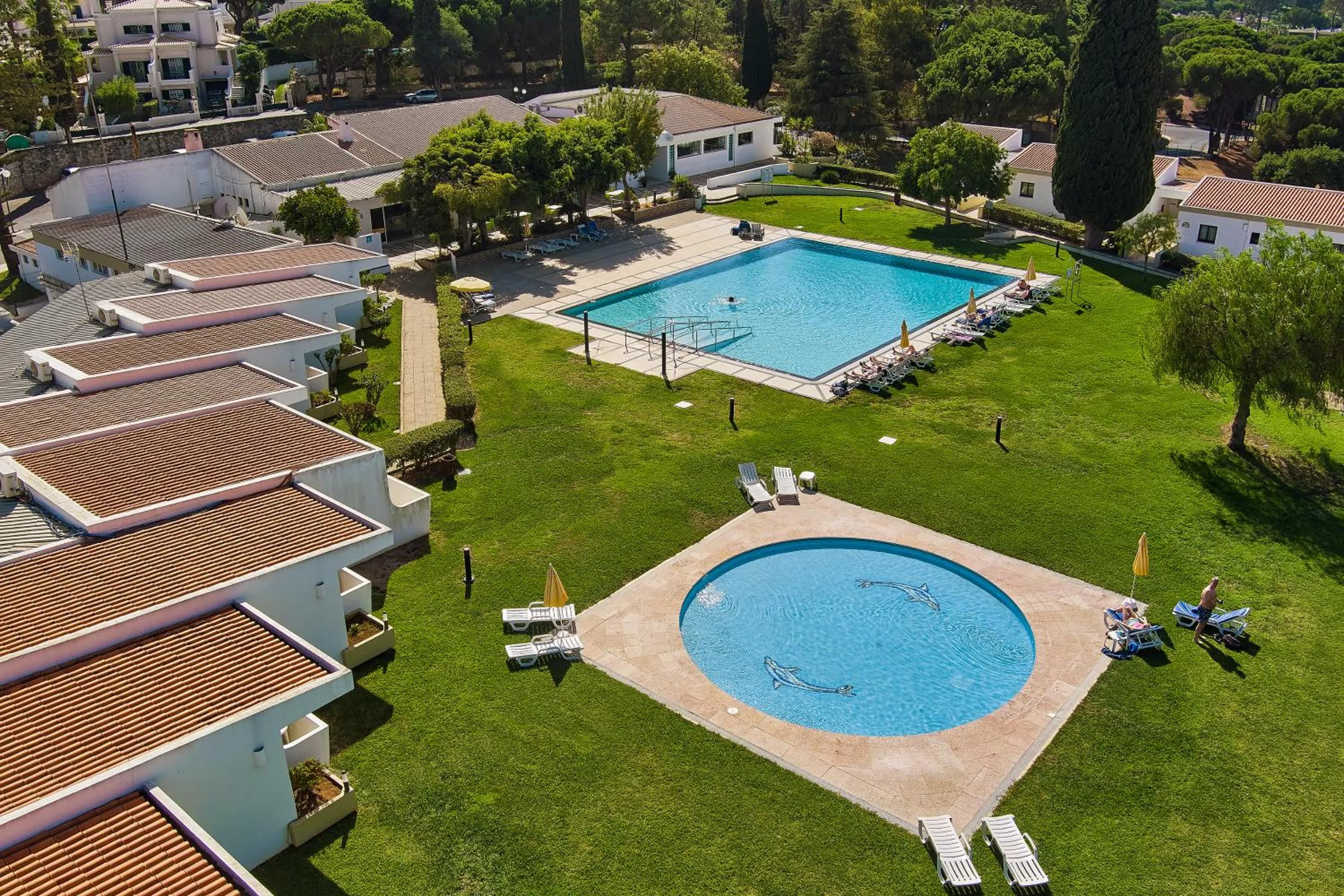 Swimming pool in Hotel Apartamento Do Golfe