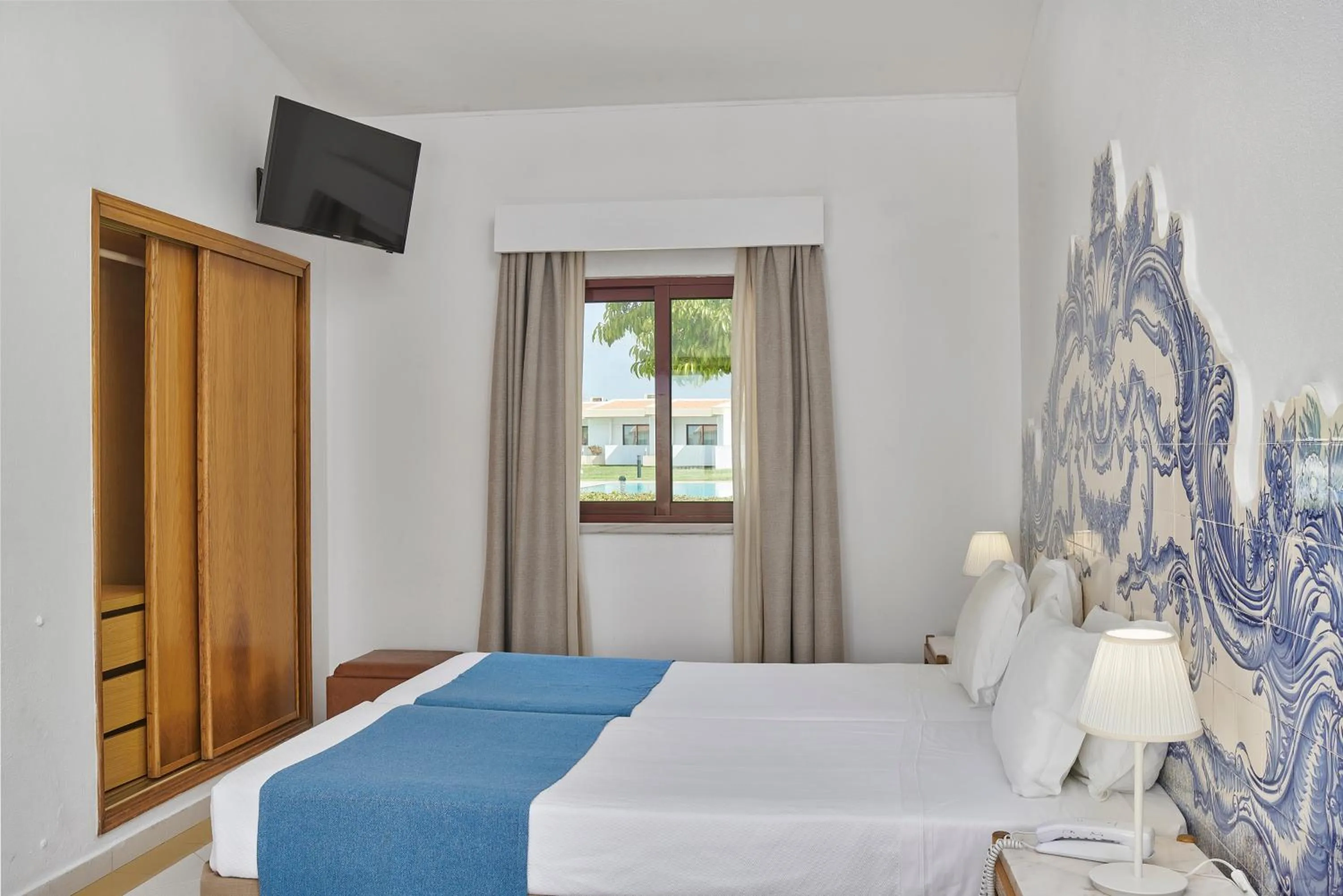 Bedroom, Bed in Hotel Apartamento Do Golfe