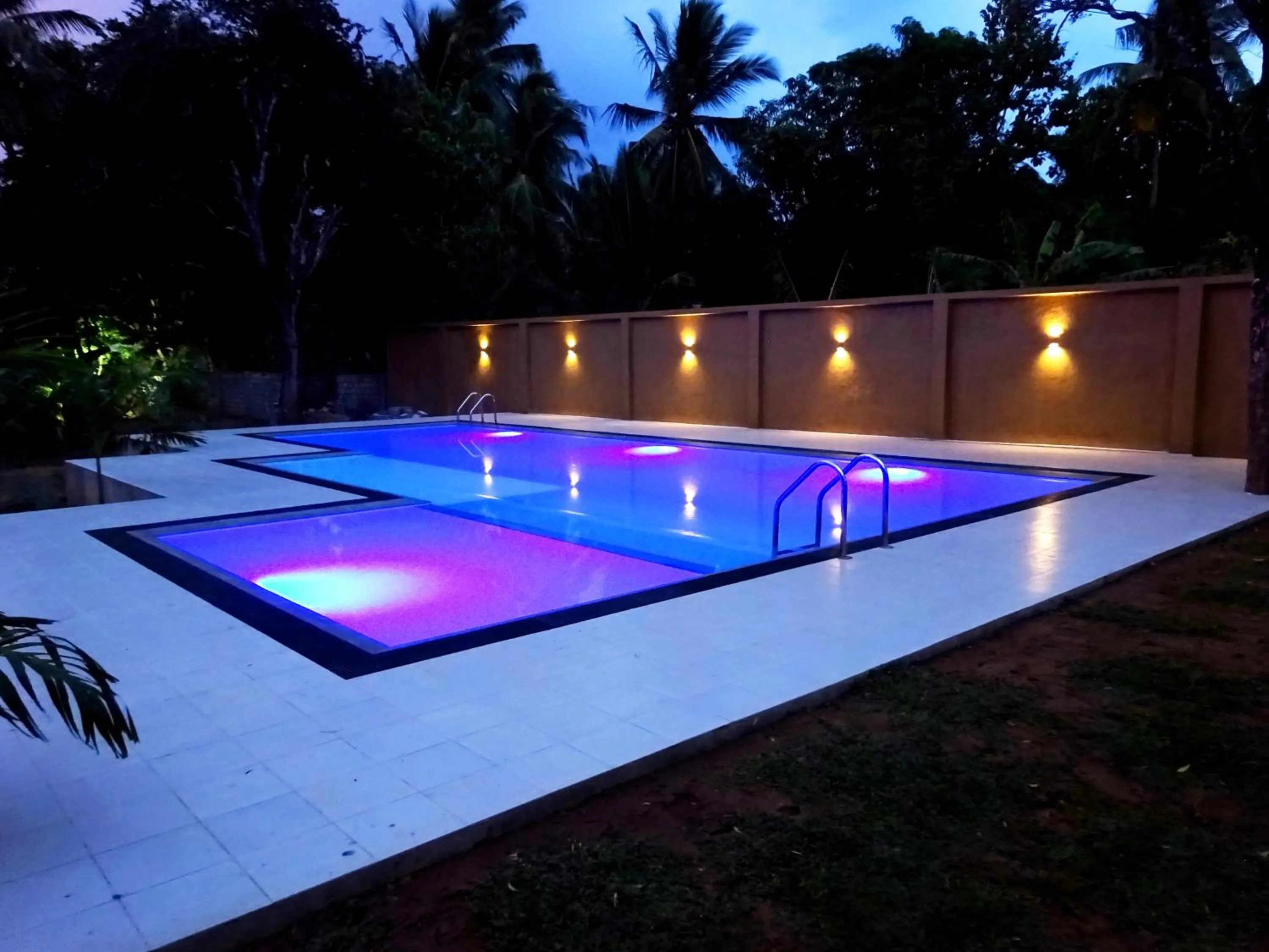 Pool view in Athkandura Hotel