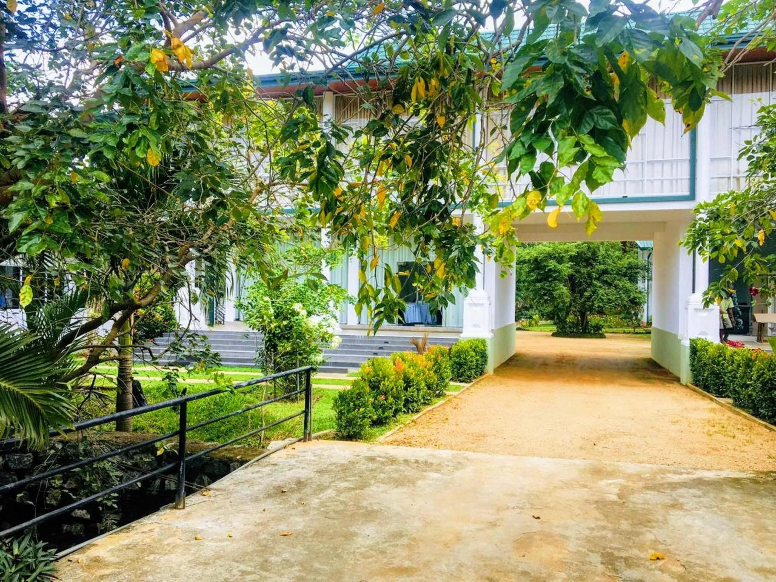 Facade/entrance in Athkandura Hotel