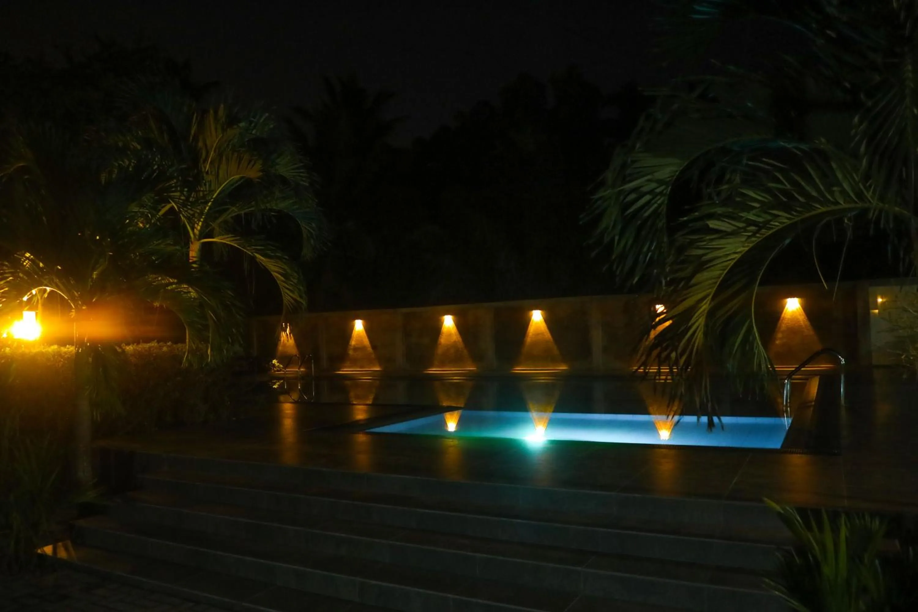 Night in Athkandura Hotel
