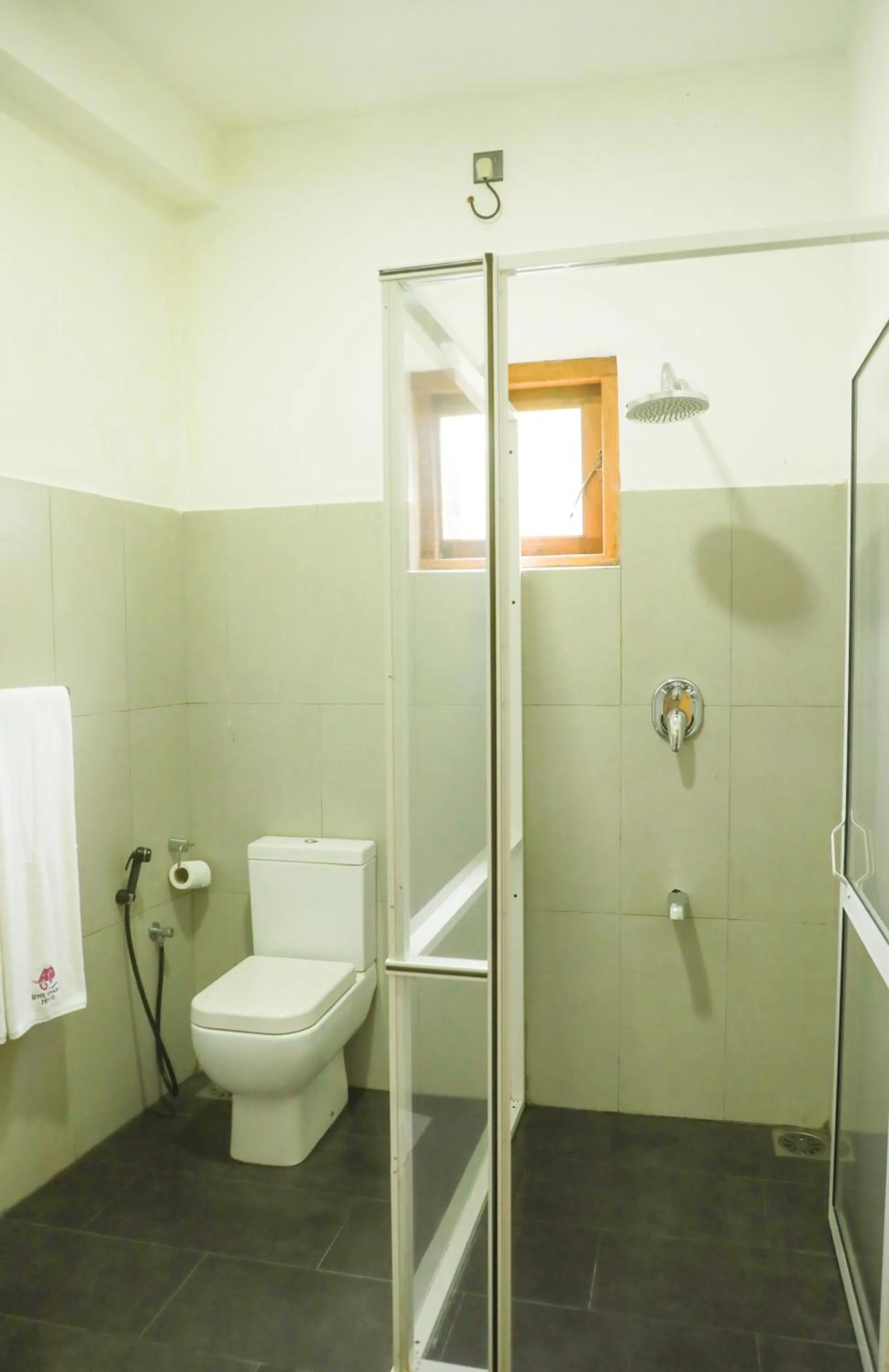 Shower in Athkandura Hotel