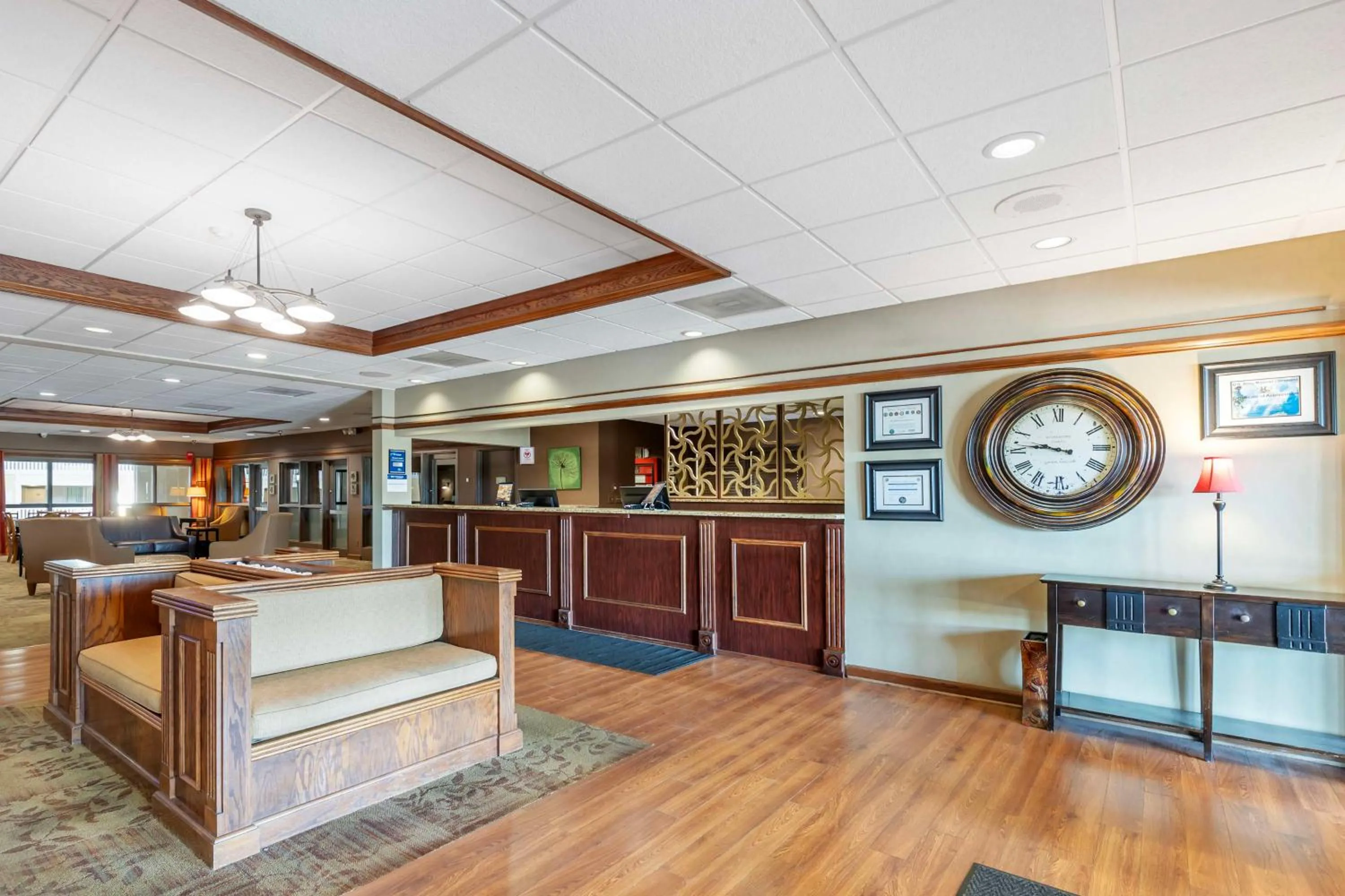 Lobby or reception in Best Western Plus Steeplegate Inn