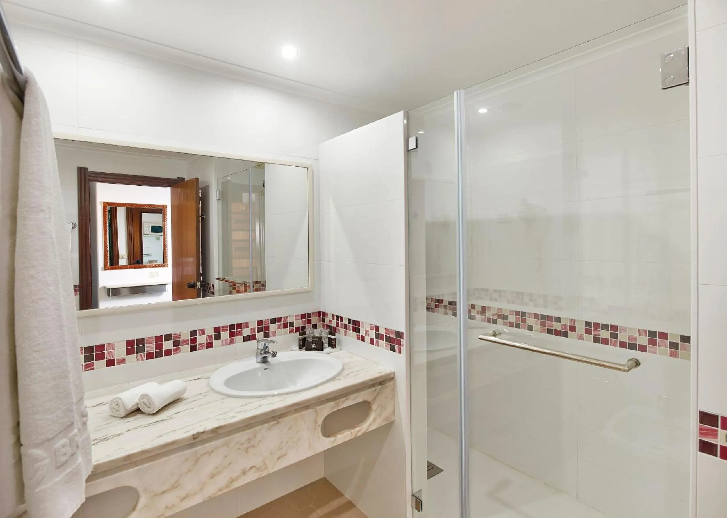 Bathroom in Hotel Apartamento Brisa Sol