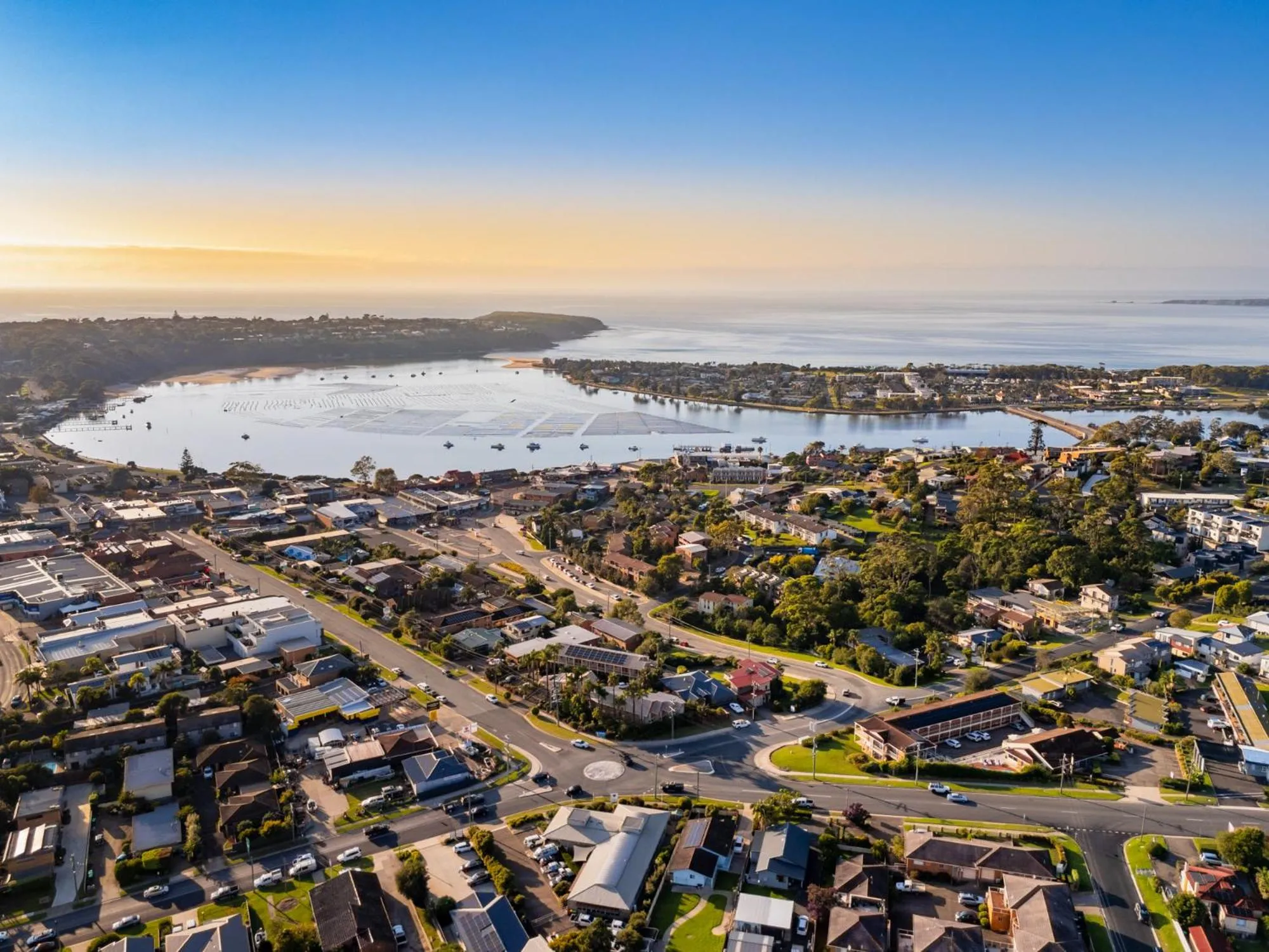 Neighbourhood in Sapphire Waters Motor Inn