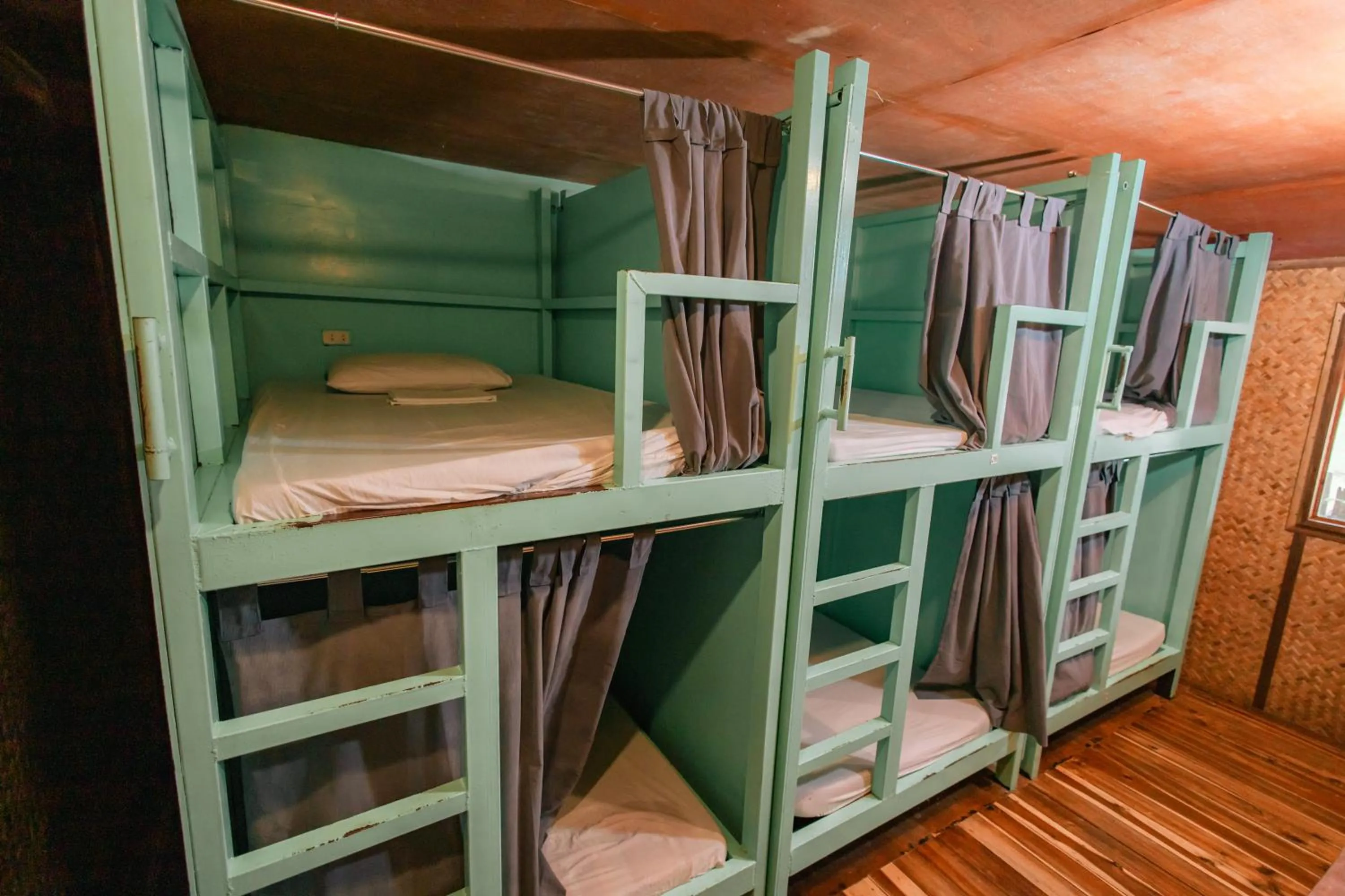 Bed in Mad Monkey Hostel Nacpan Beach