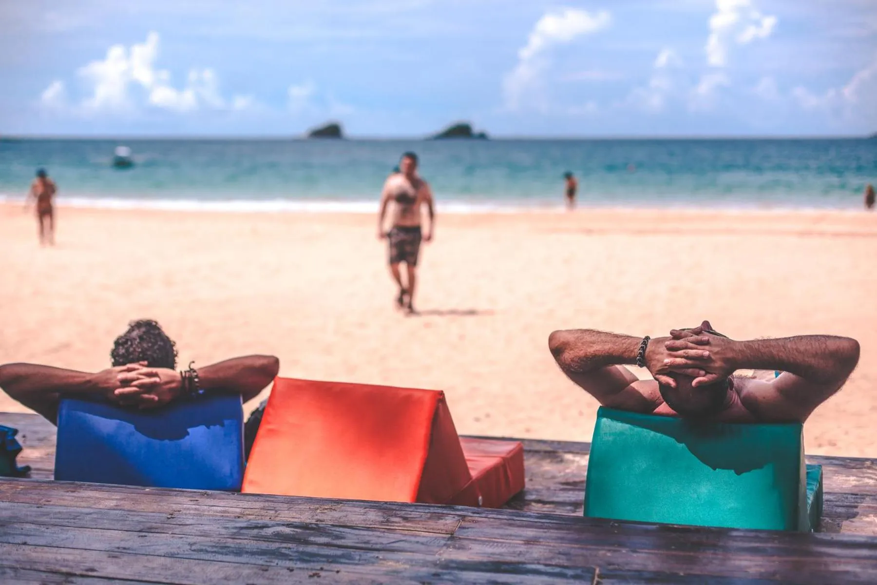 People in Mad Monkey Hostel Nacpan Beach