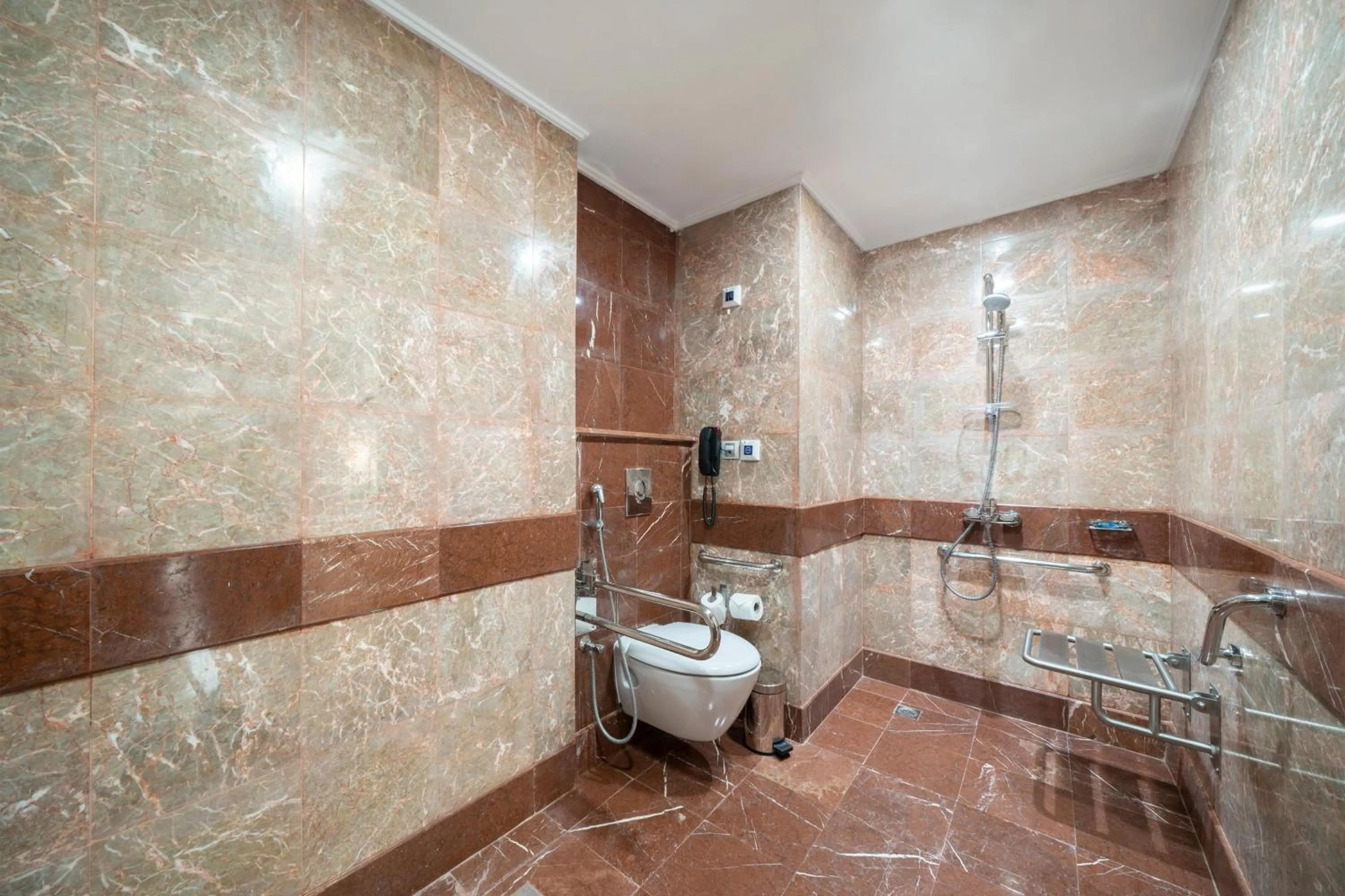 Bathroom in Four Points by Sheraton Makkah Al Naseem