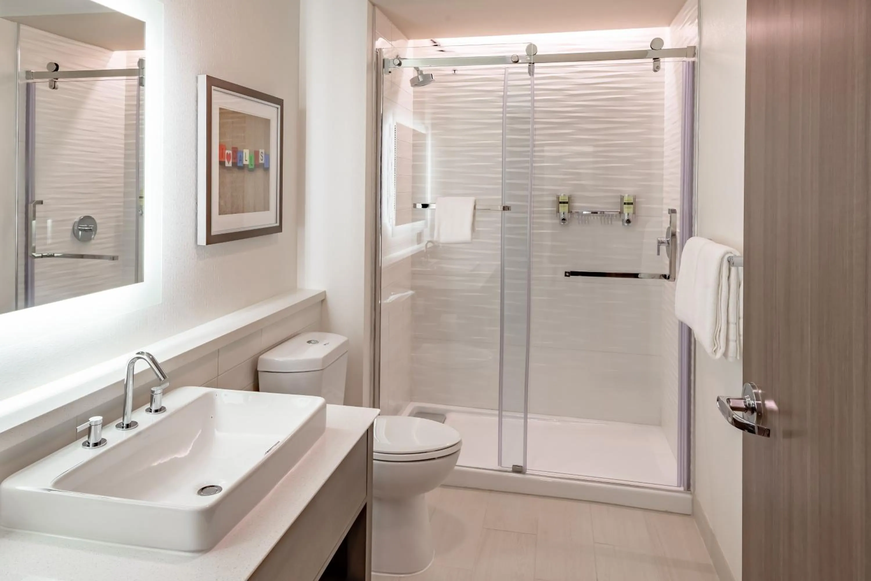 Bathroom in Element Dallas Downtown East