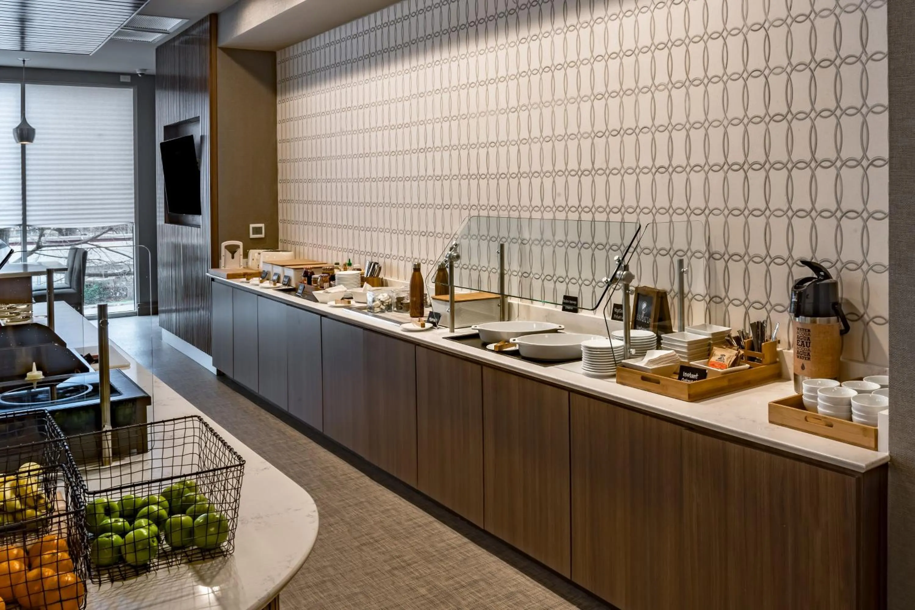 Breakfast in Element Dallas Downtown East