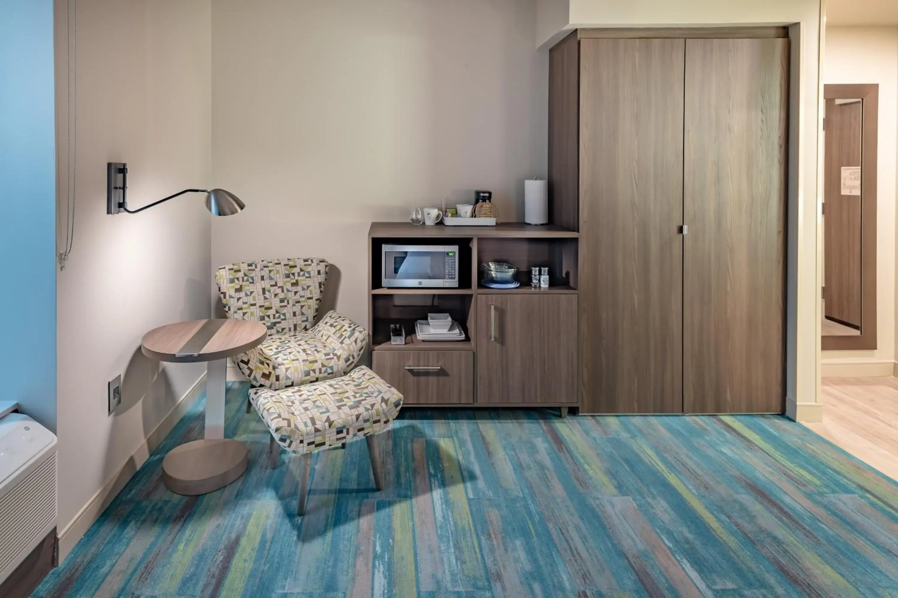 King Room with Roll-in Shower - Mobility and Hearing Accessible in Element Dallas Downtown East King Room with Roll-in Shower - Mobility and Hearing Accessible in Element Dallas Downtown East