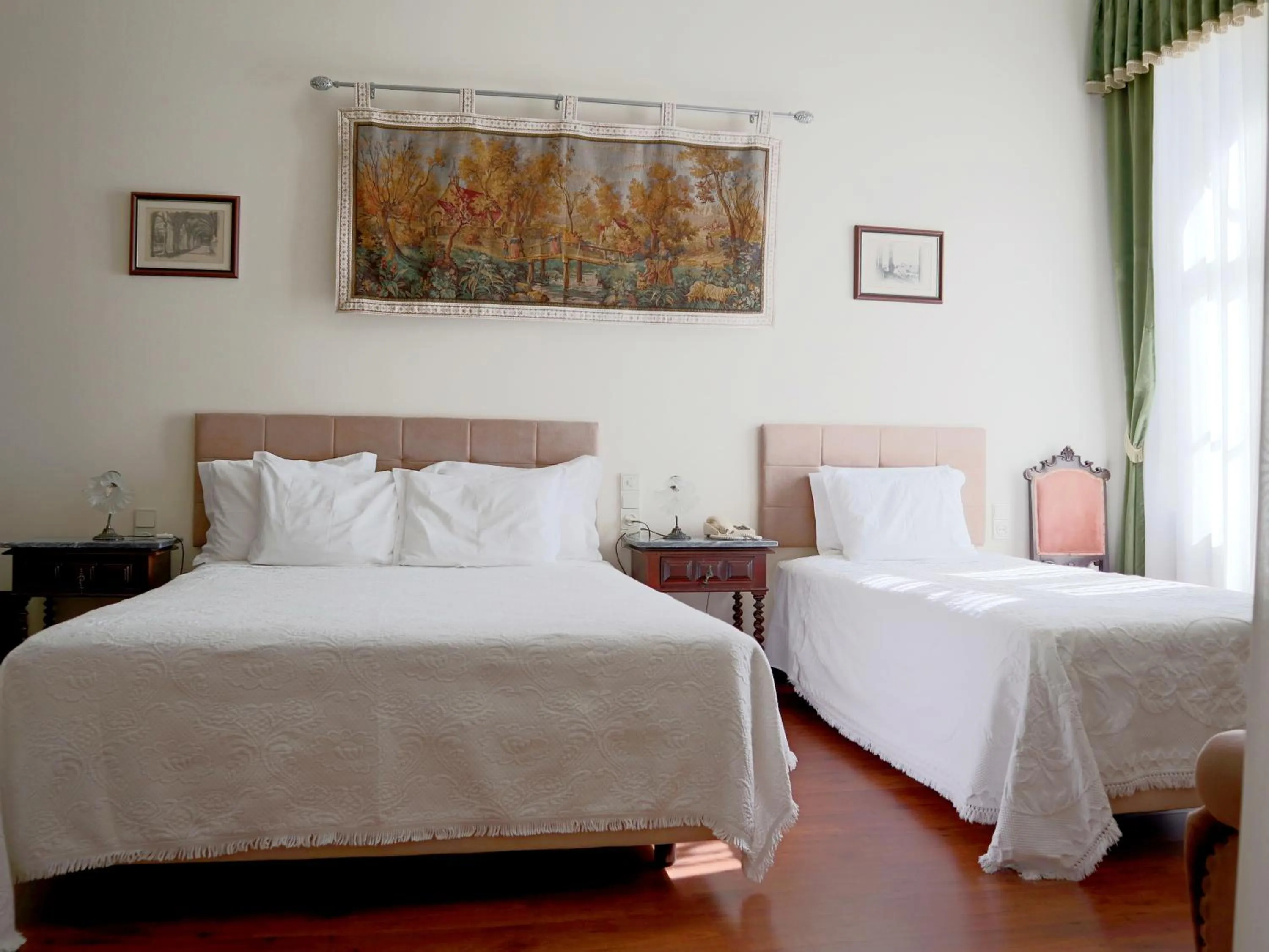 Bed in Alegre - Bussaco Boutique Hotel