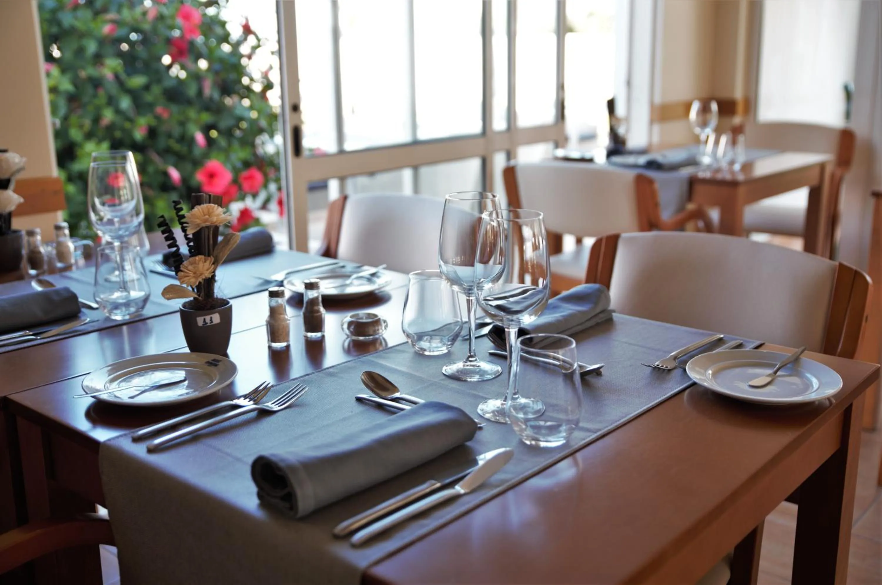Restaurant/places to eat in Hotel Maritur - Adults Only