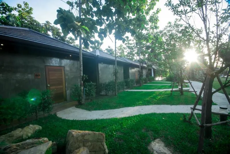 Chiang Klong Riverside Resort