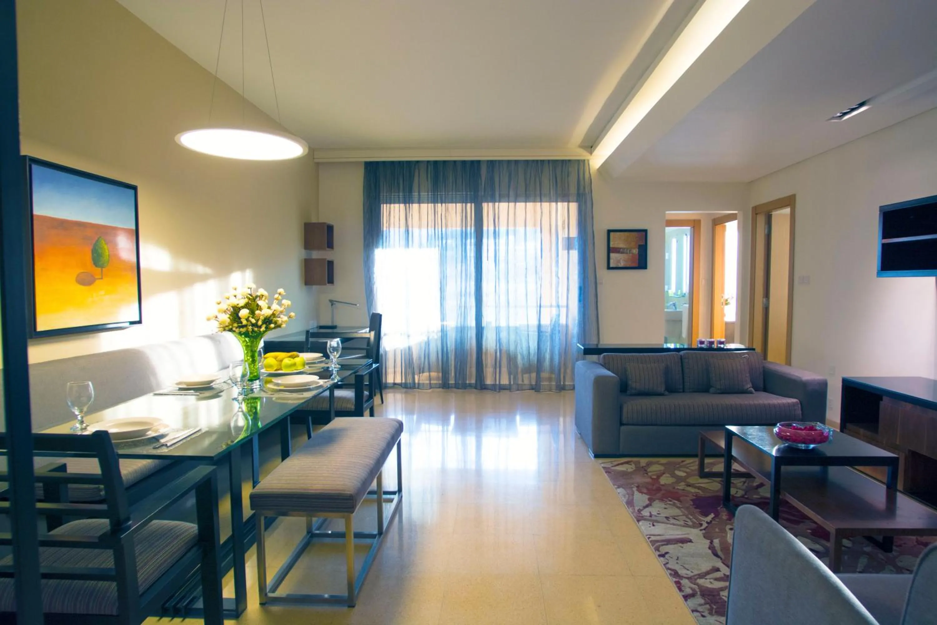 Burda 41 Hotel & Suites