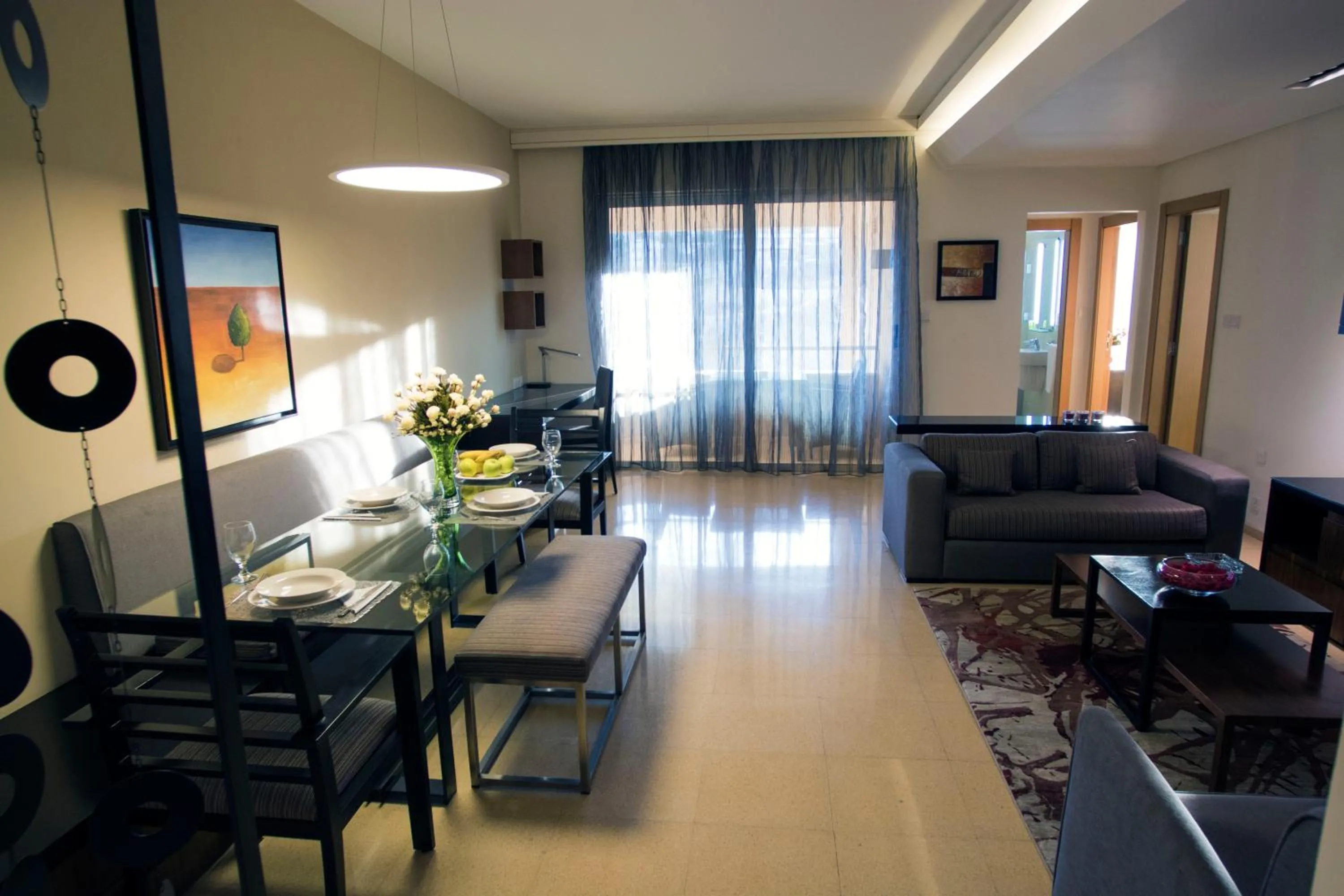 Burda 41 Hotel & Suites