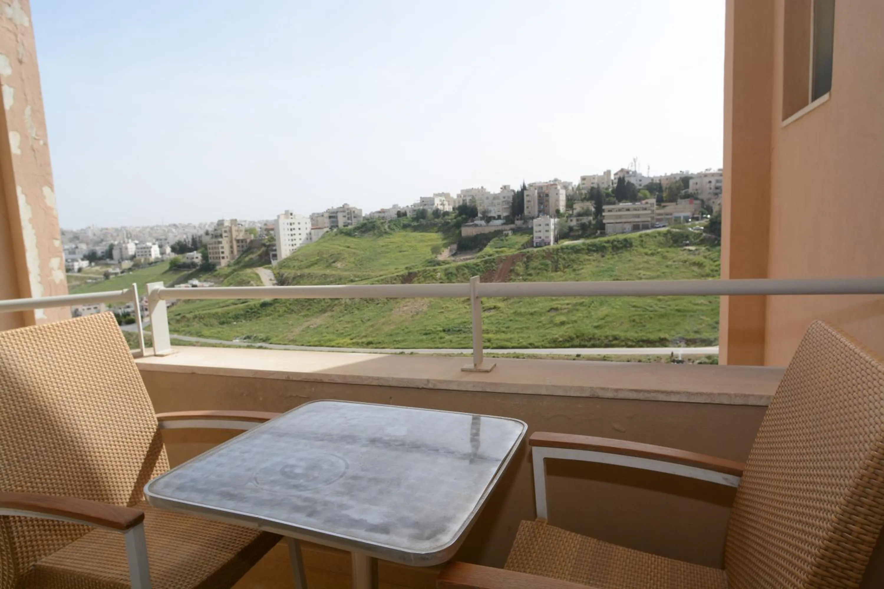 Burda 41 Hotel & Suites