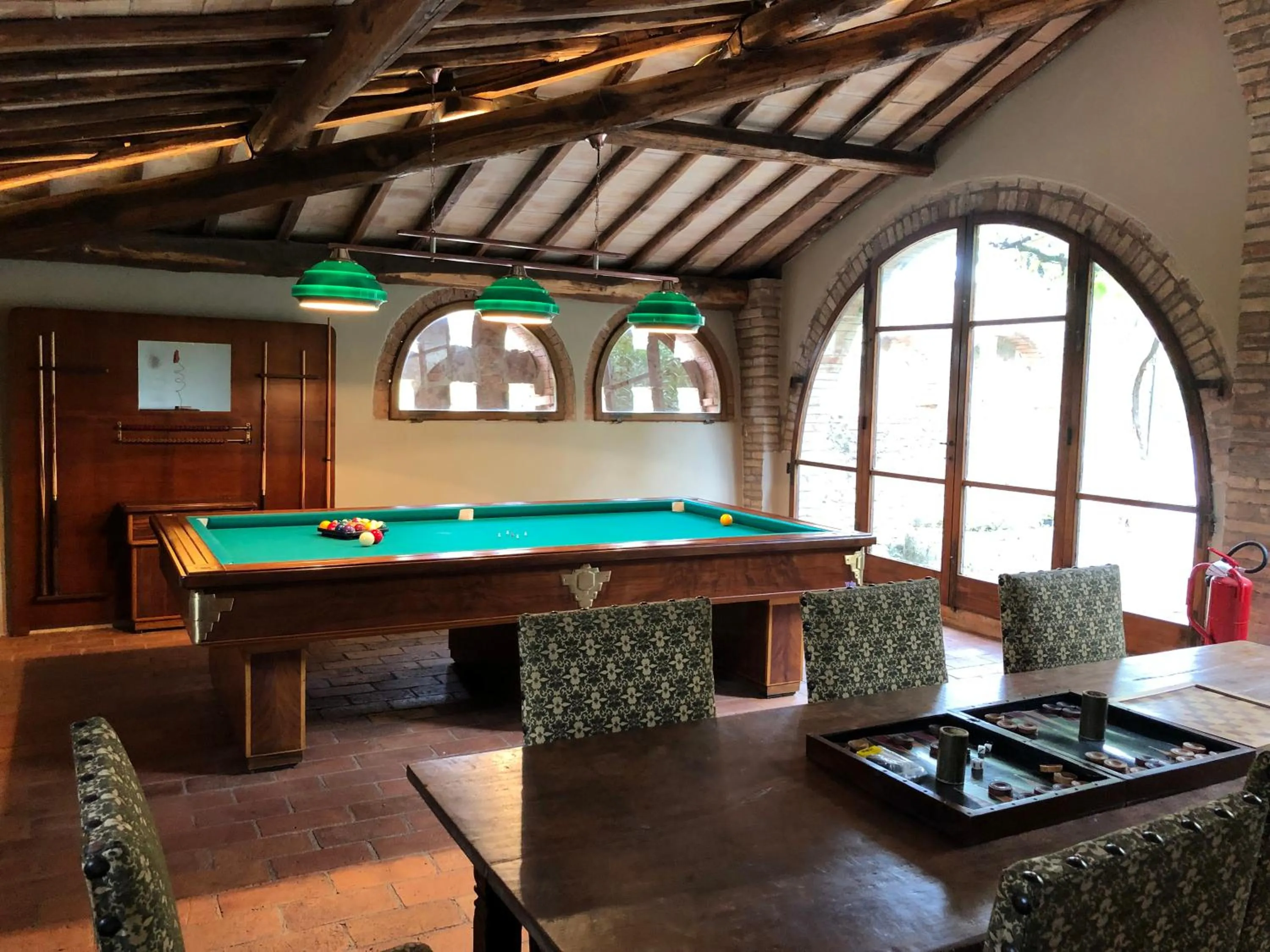 Billiard in Ca' Bianca Tuscany Relais