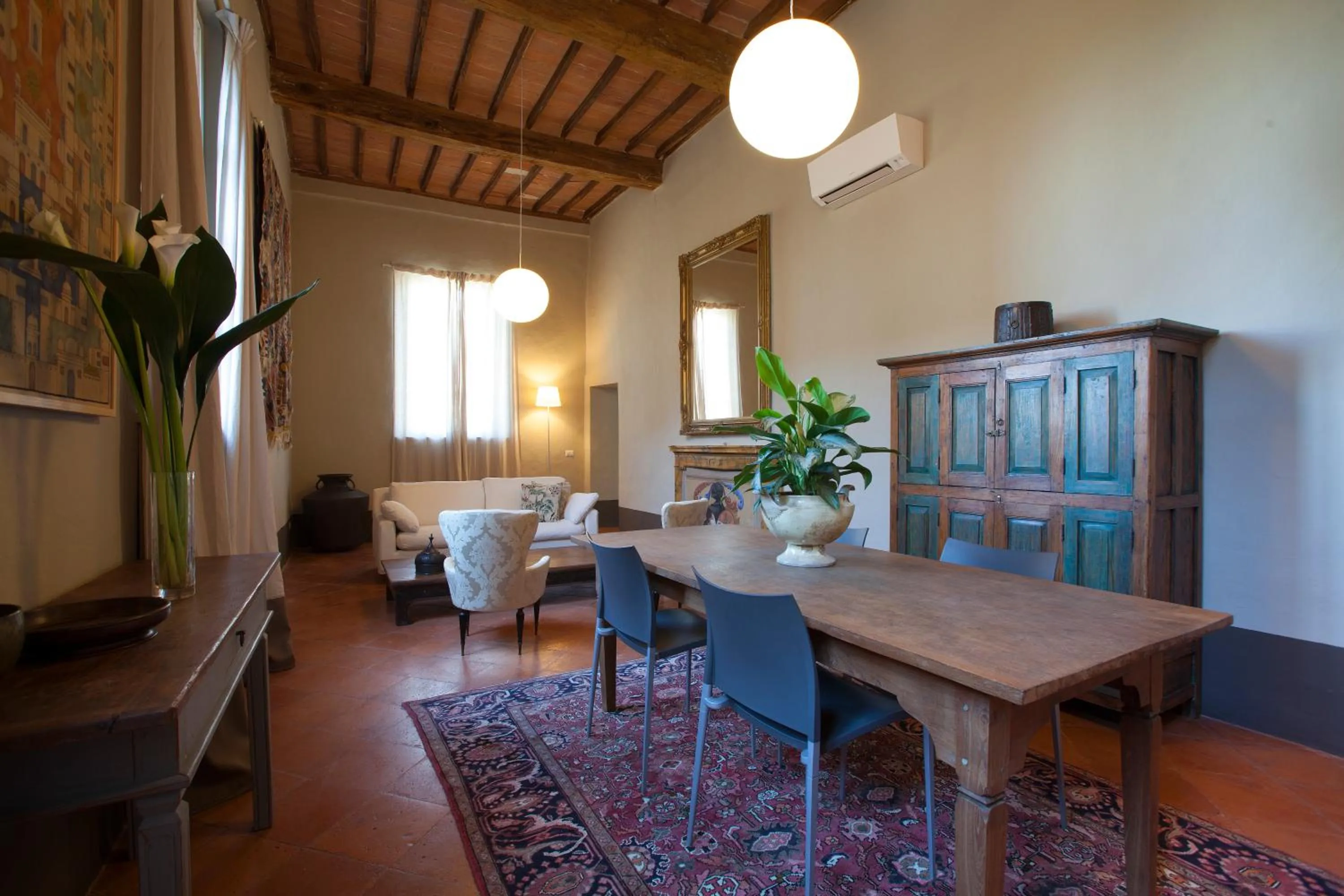 Living room in Ca' Bianca Tuscany Relais