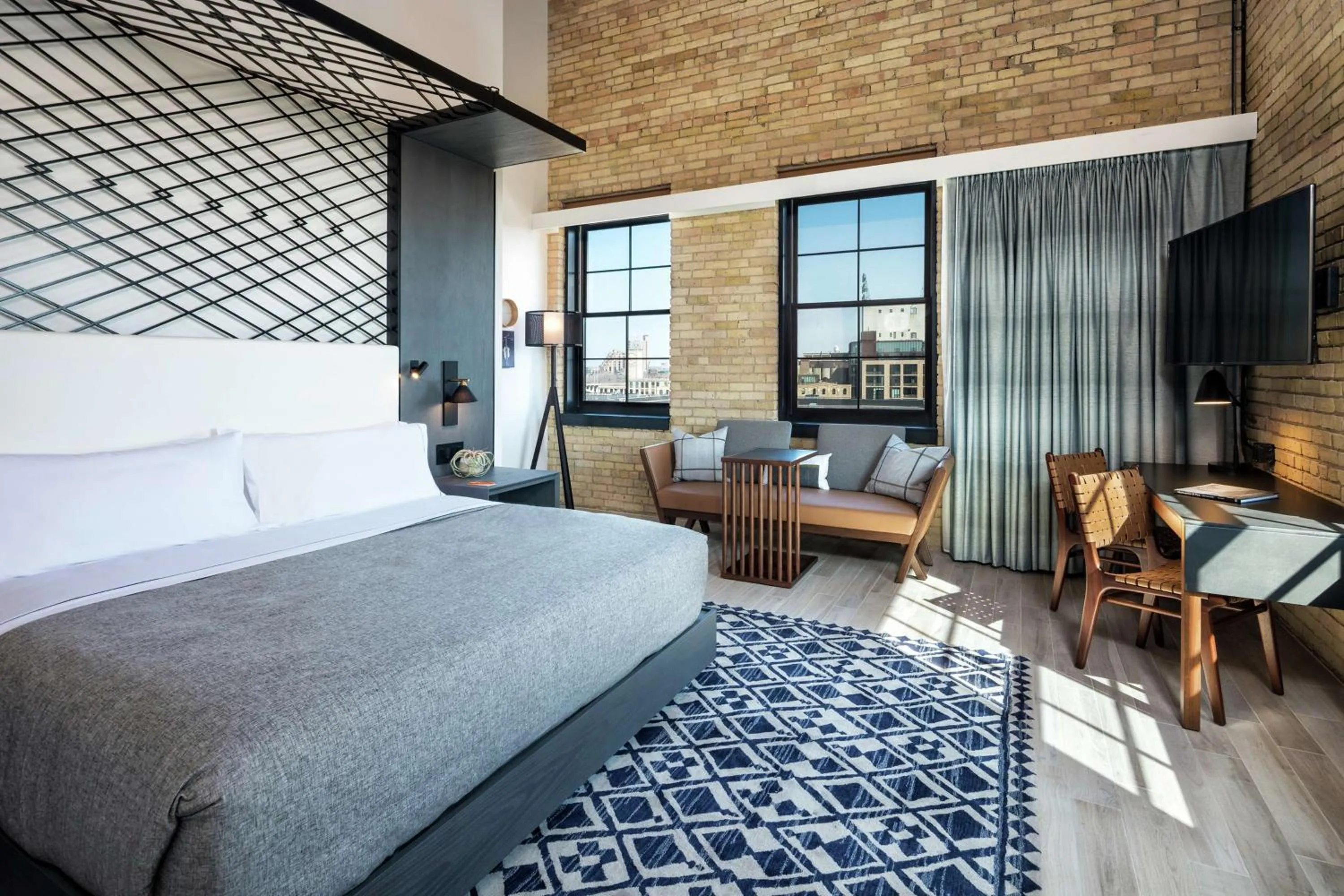 Bedroom, Bed in Canopy by Hilton Minneapolis Mill District