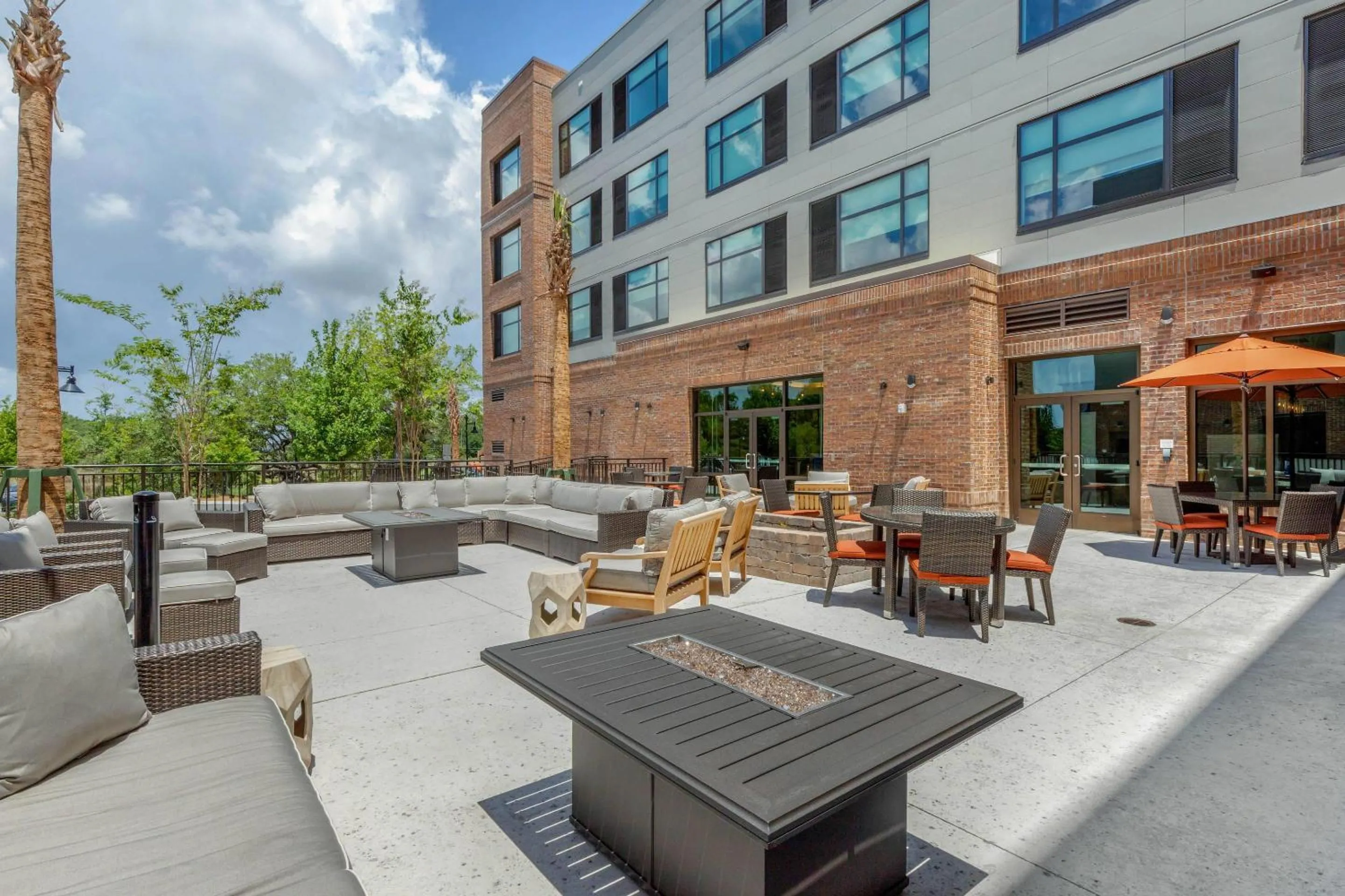Swimming pool in Cambria Hotel Charleston Riverview