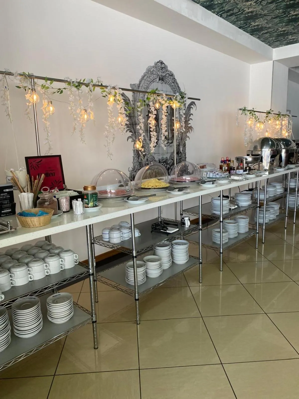 Breakfast in Hotel Onix