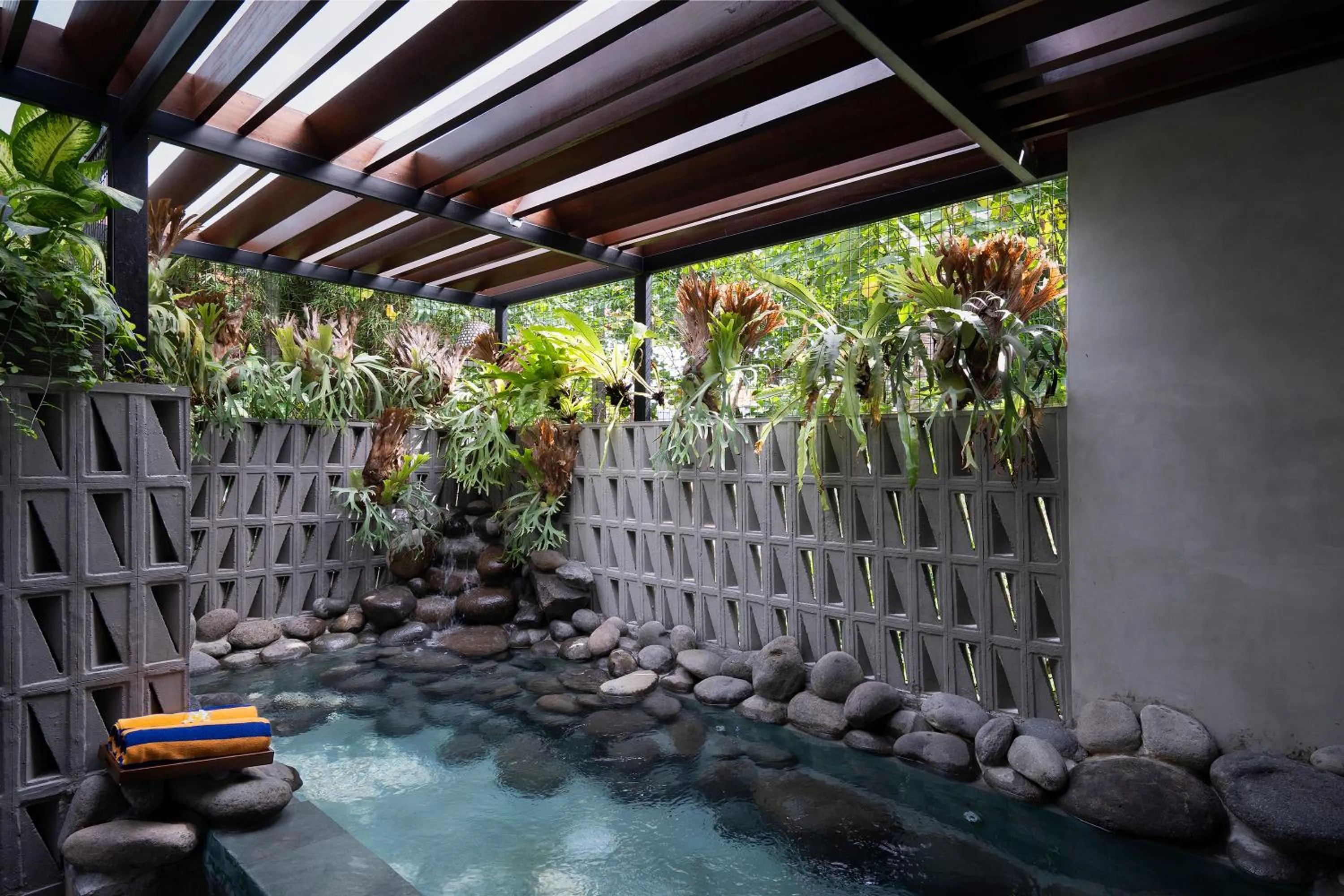 Hot Tub in The Kemilau Hotel & Villa Canggu Bali