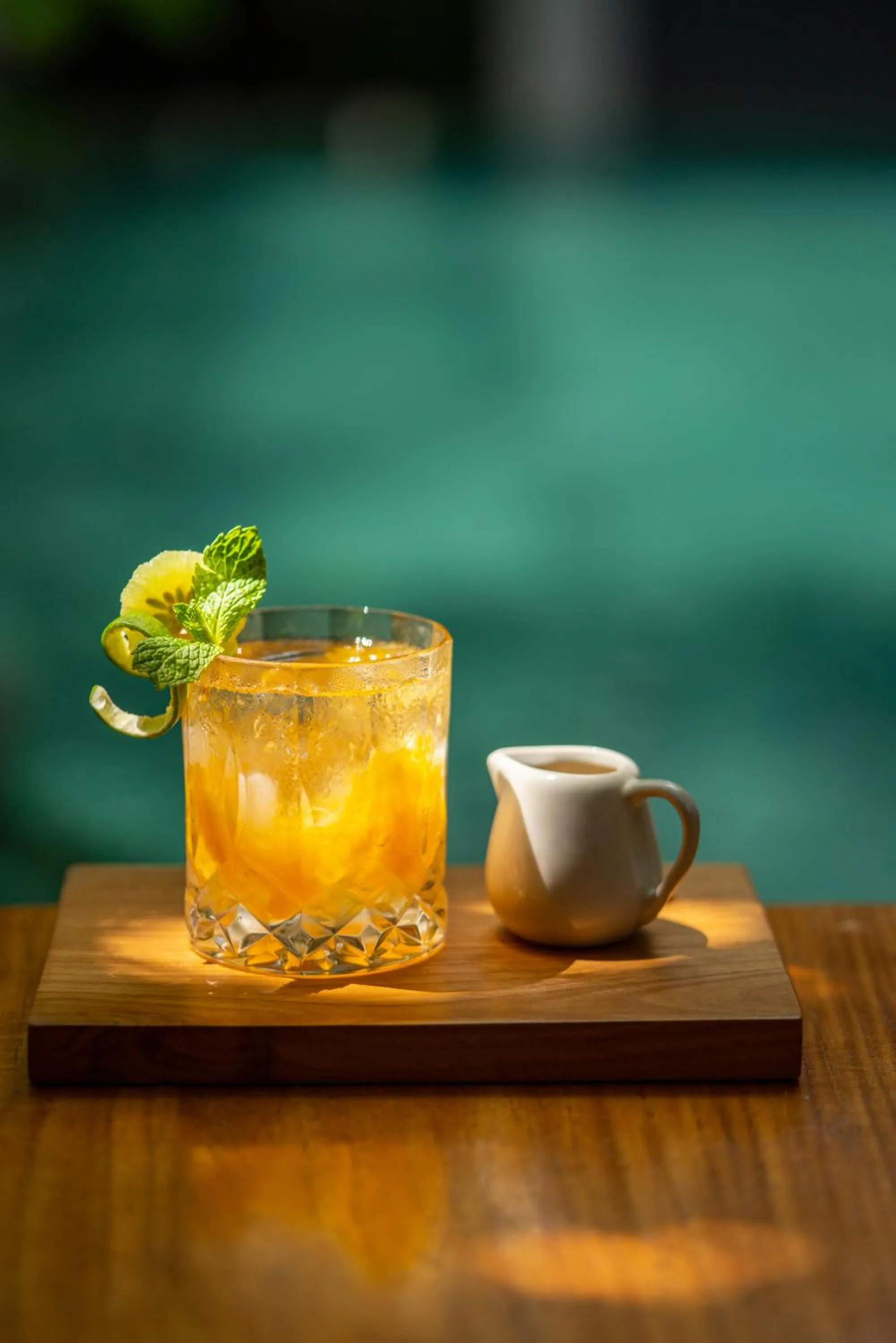 Coffee/tea facilities in The Kemilau Hotel & Villa Canggu Bali