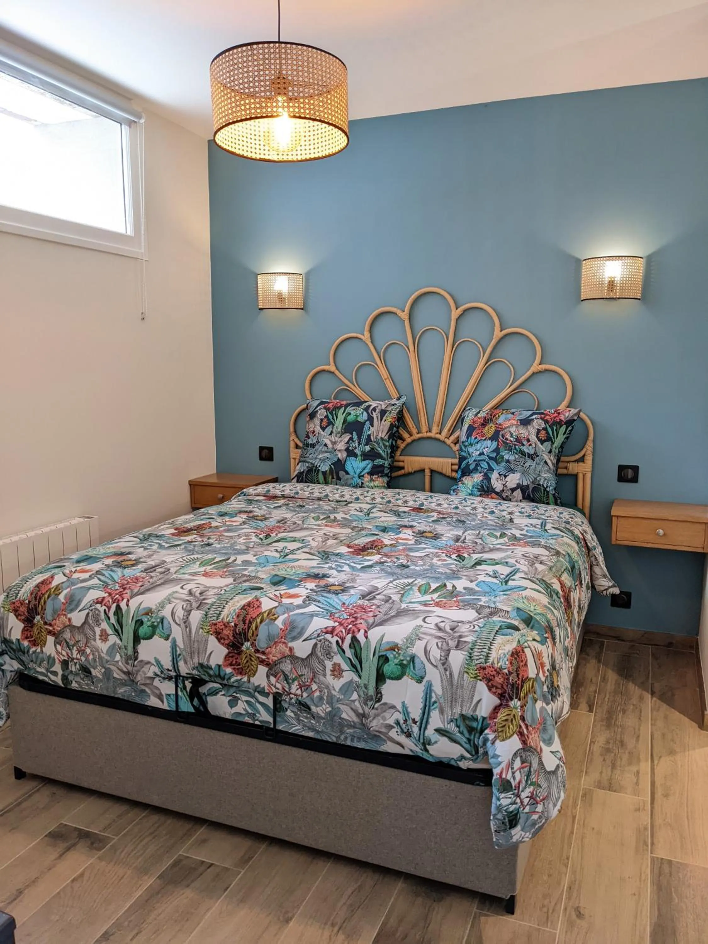 Photo of the whole room, Bed in La Closerie