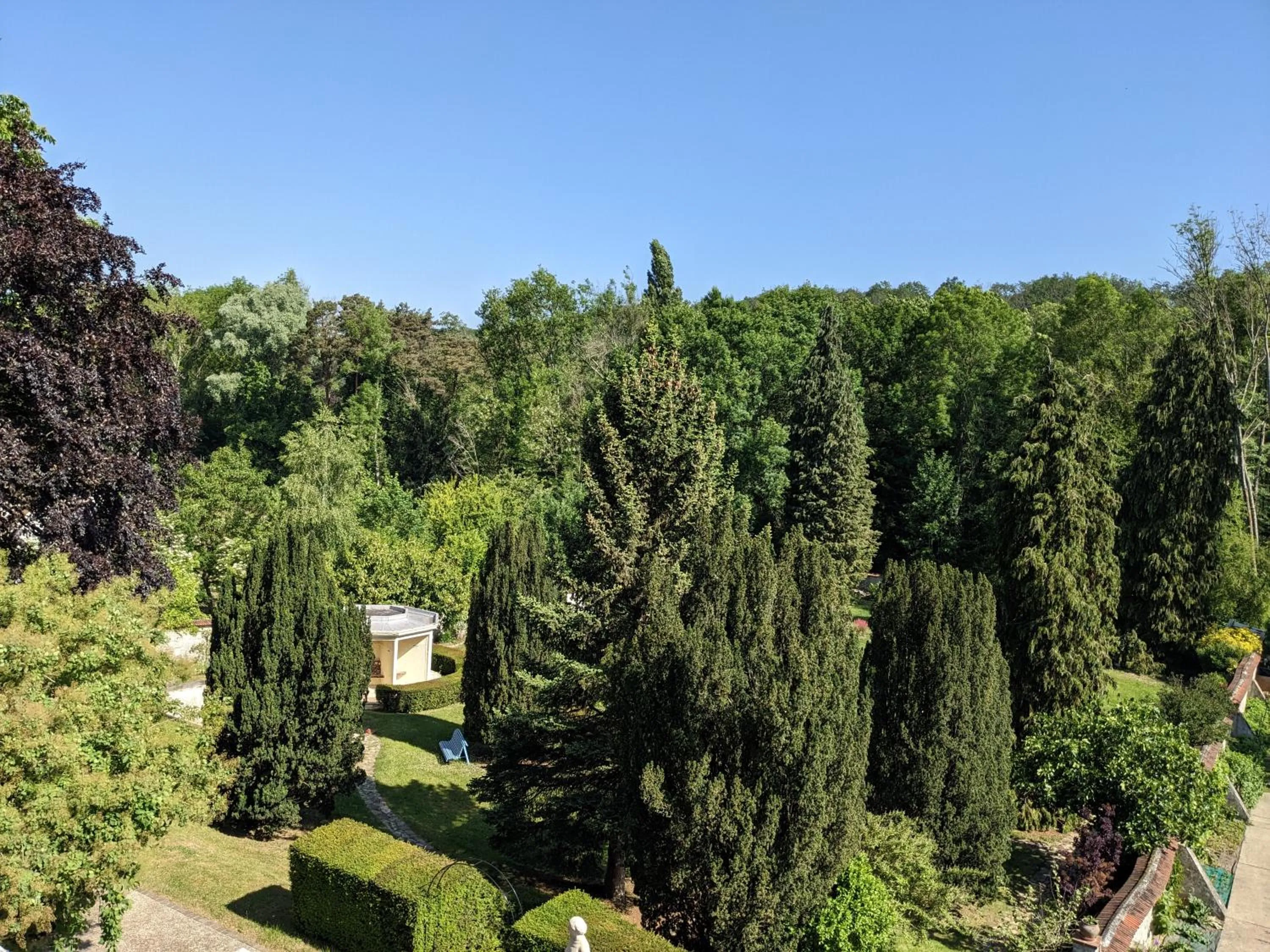 Garden view in La Closerie