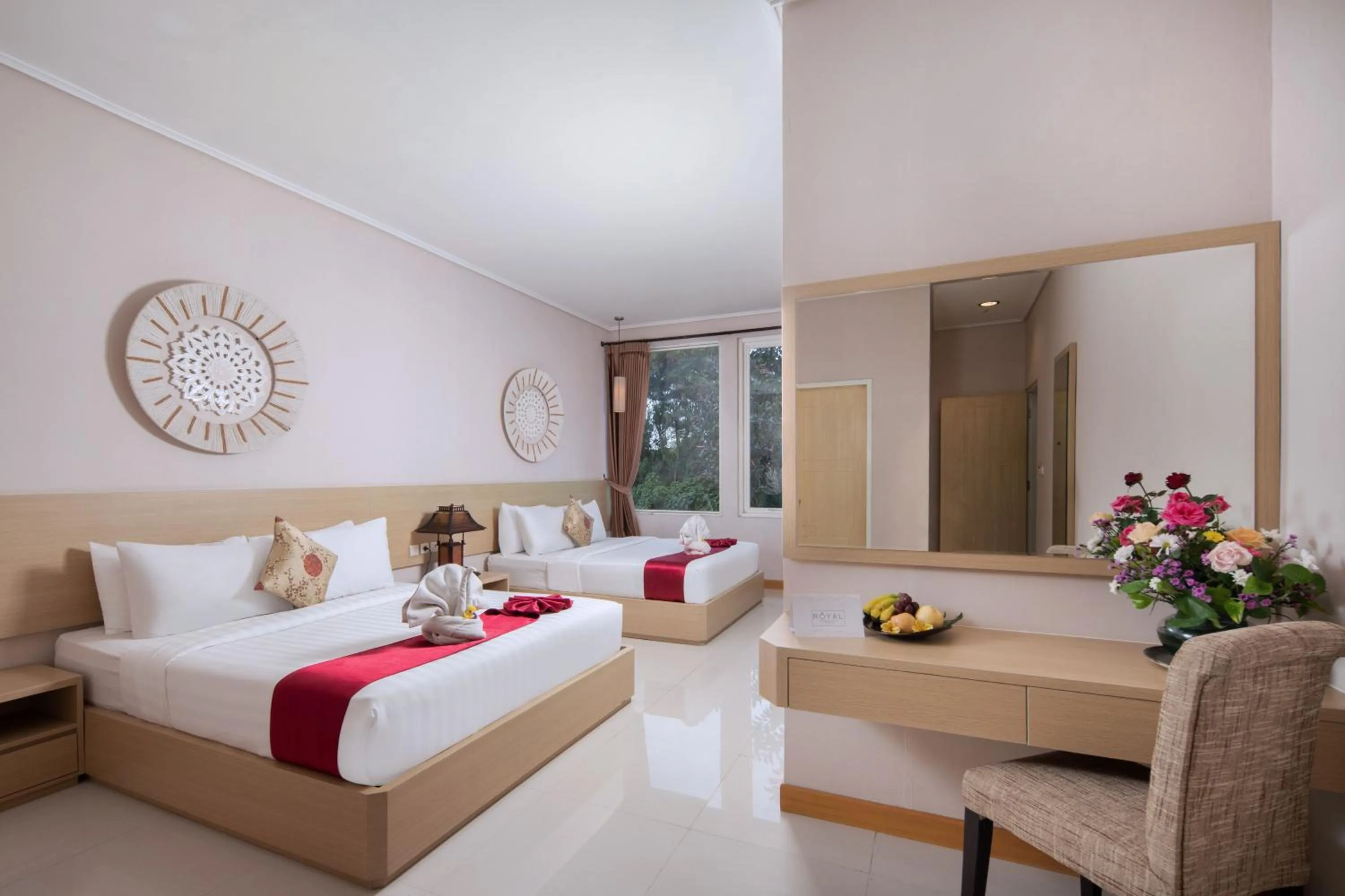 Bedroom, Bed in Royal Hotel and Villas Trawas