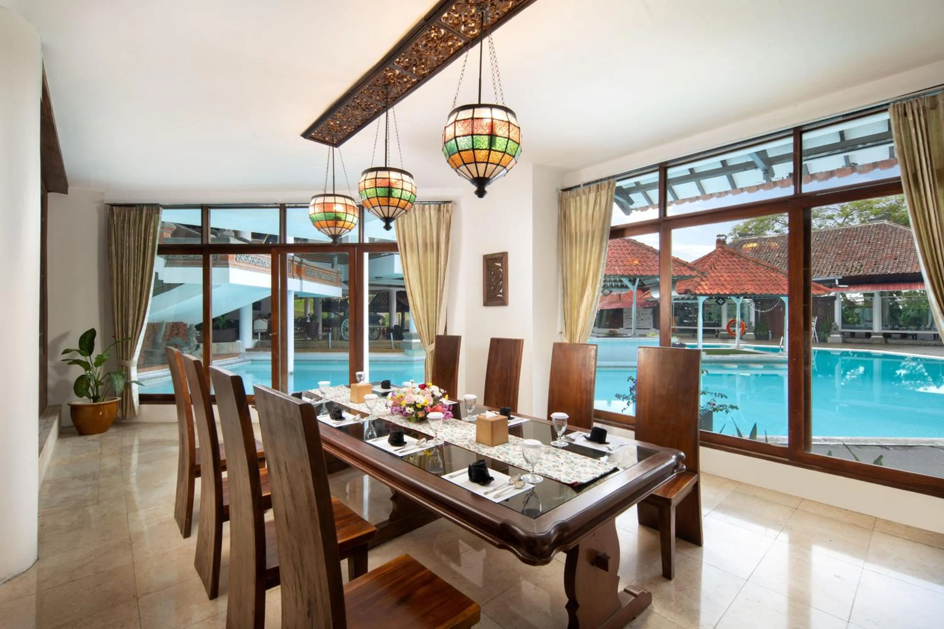 Meeting/conference room in Royal Hotel and Villas Trawas