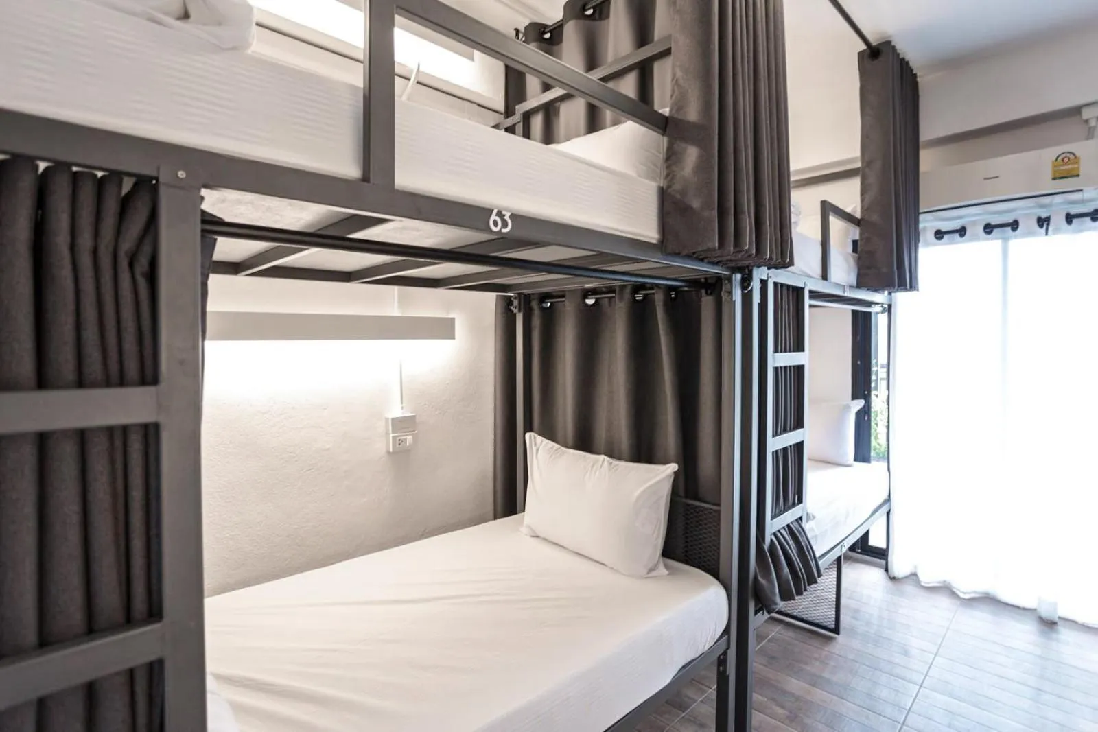 bunk bed, Bed in Hobnob Hostel