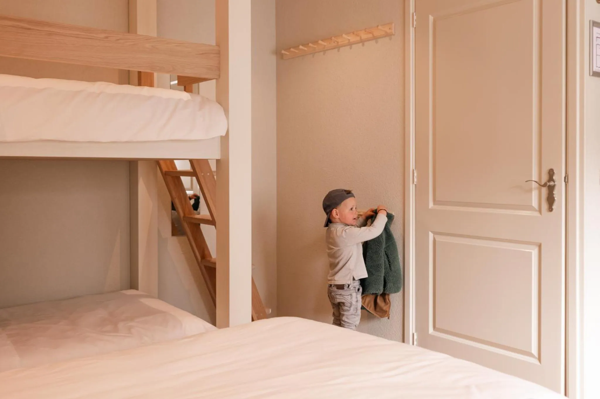 Bed in Boutique Hotel Elburg met Tapperij