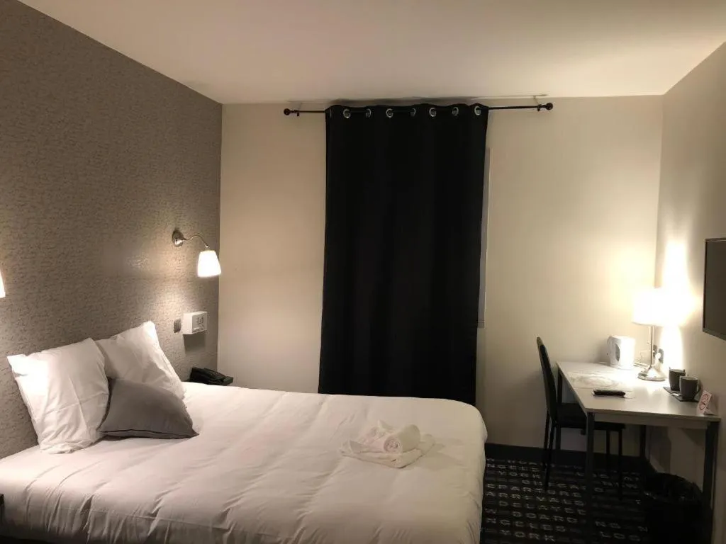 Bed in La Voile Rouge